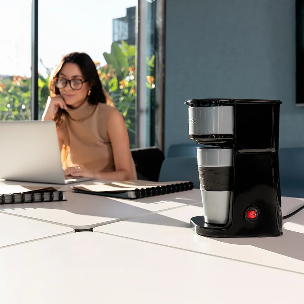 Cecotec Ekspres przelewowy Coffee 66 Drop&Go z termosem. moc 700 W, pojemność 420 ml, filtr kroploszczelny, stały lub papierowy, automatyczne wyłączanie, zbiornik z okienkiem, automatyczne wyłączanie