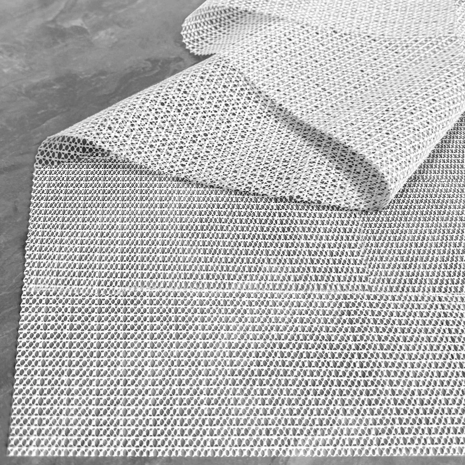 Mata antypoślizgowa aboveBED pod dywan150x220 cm, podkład antypoślizgowy pod dywan, mata antypoślizgowa pod dywan