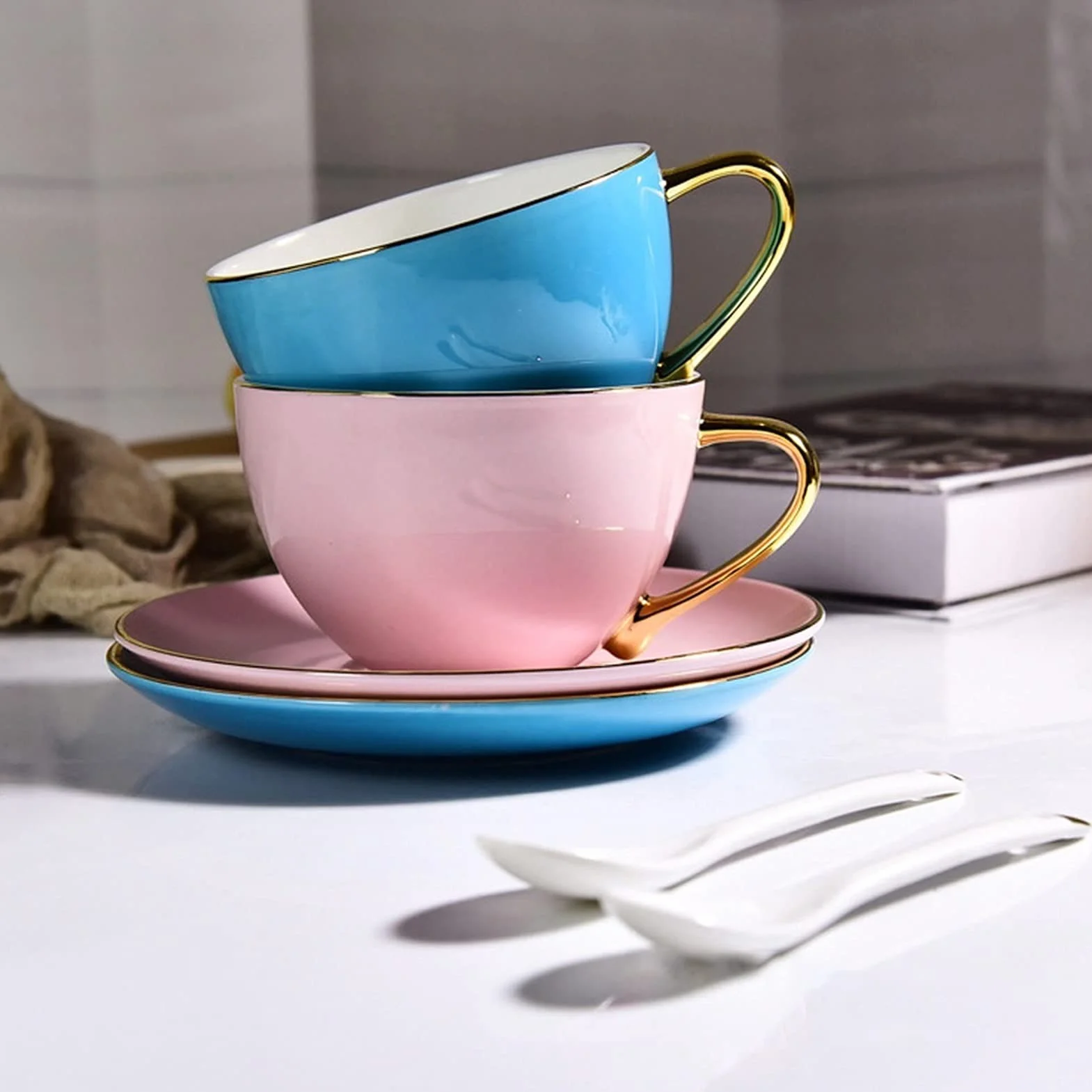 Ceramiczne Filiżanki Do Kawy I Herbaty Ze Spodkiem Zestaw Porcelany Kostnej Współczesne Kubki Filiżanki Do Espresso Wysokiej Klasy Zestaw Kubków Do Kawy I Spodków