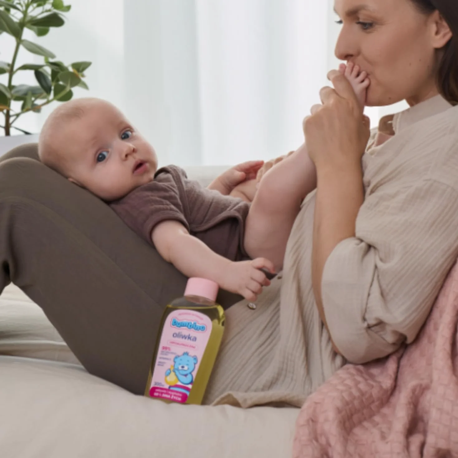 Bambino Oliwka Hipoalergiczna dla Niemowląt 150 ml – Delikatna Pielęgnacja od 1. Dnia Życia, 99% Naturalnych Olejków, z Witaminą E