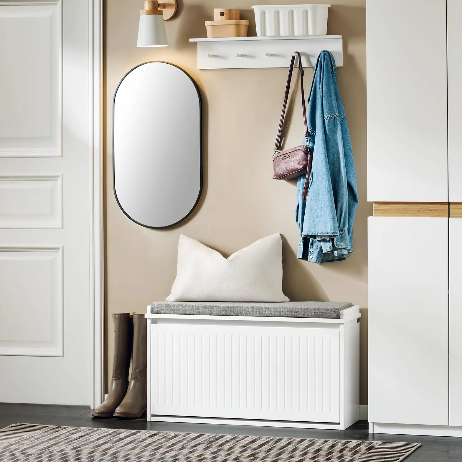 SoBuy FSR98-L-W szafka na buty z siedziskiem i poduszką, obciążenie do 155 kg, do korytarza i salonu, 80 x 45 x 26 cm, biała
