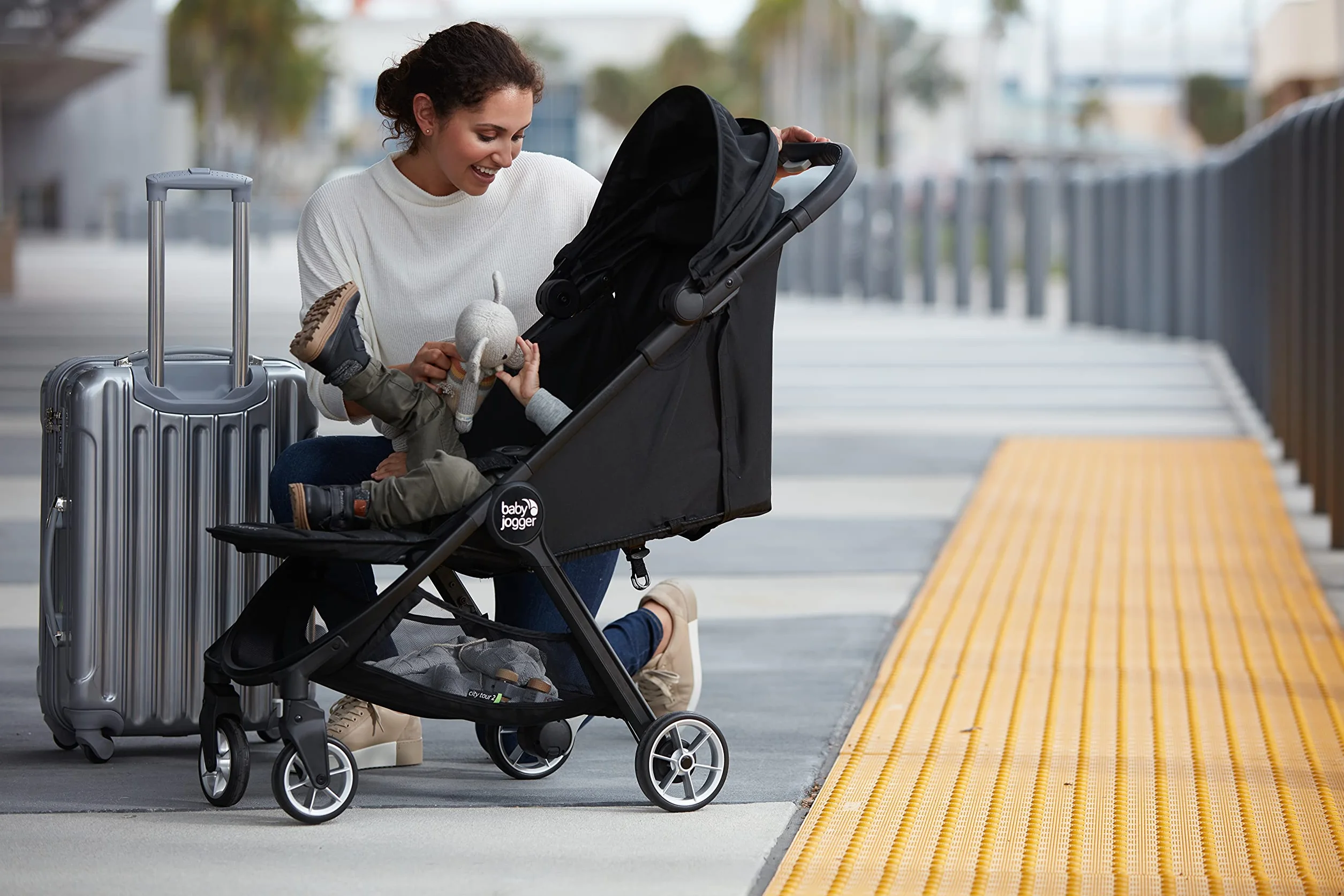 Wózek spacerowy Baby Jogger City Tour 2 Pitch Black Lekki 6,5 kg czarny