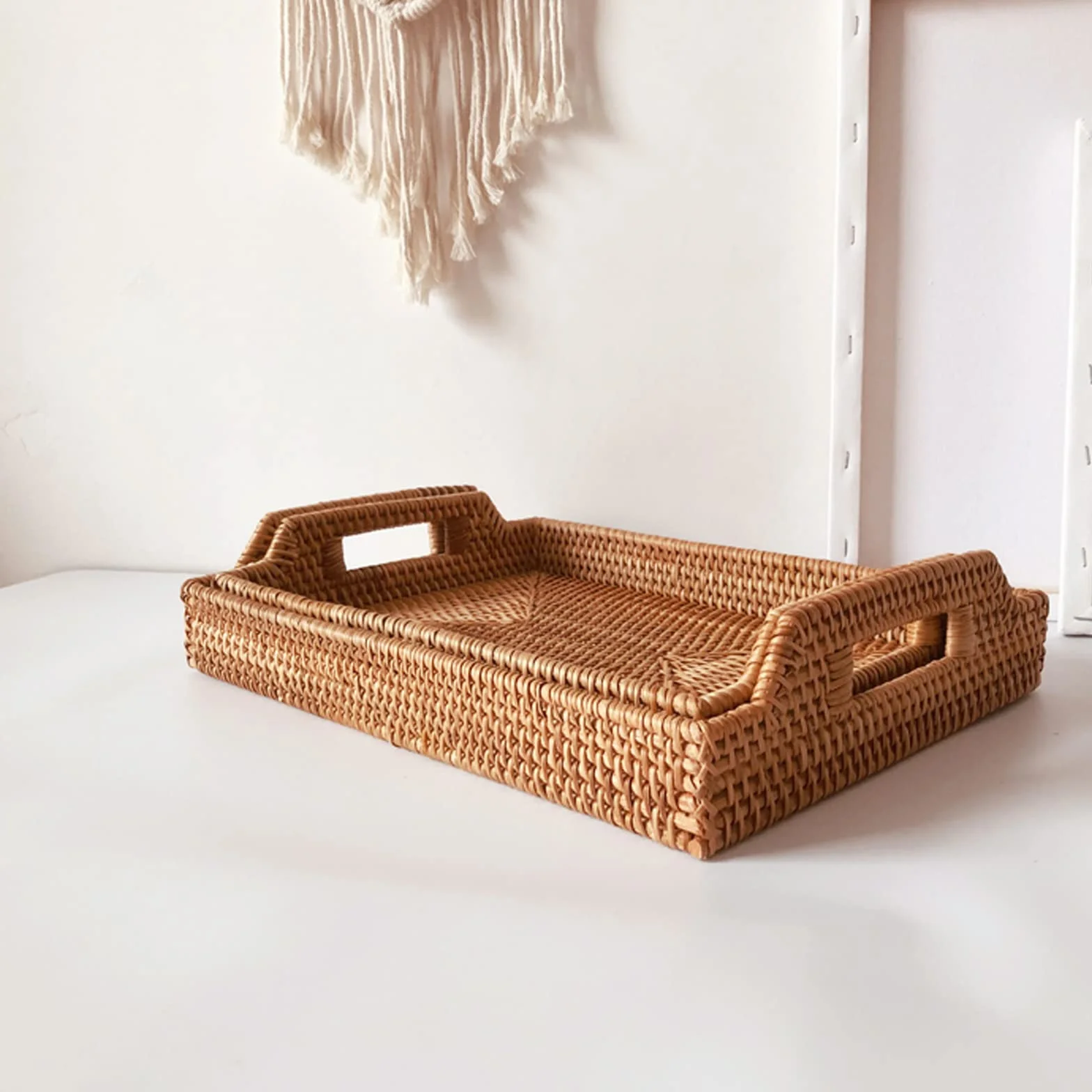 I-lan rattanowy prostokątny kosz do serwowania z uchwytem, 38 x 26 x 5 cm, tkany dekoracyjny kosz jutowy na stół, otomanę, toaletkę, blat kuchenny, naturalny brąz, rozmiar S + L
