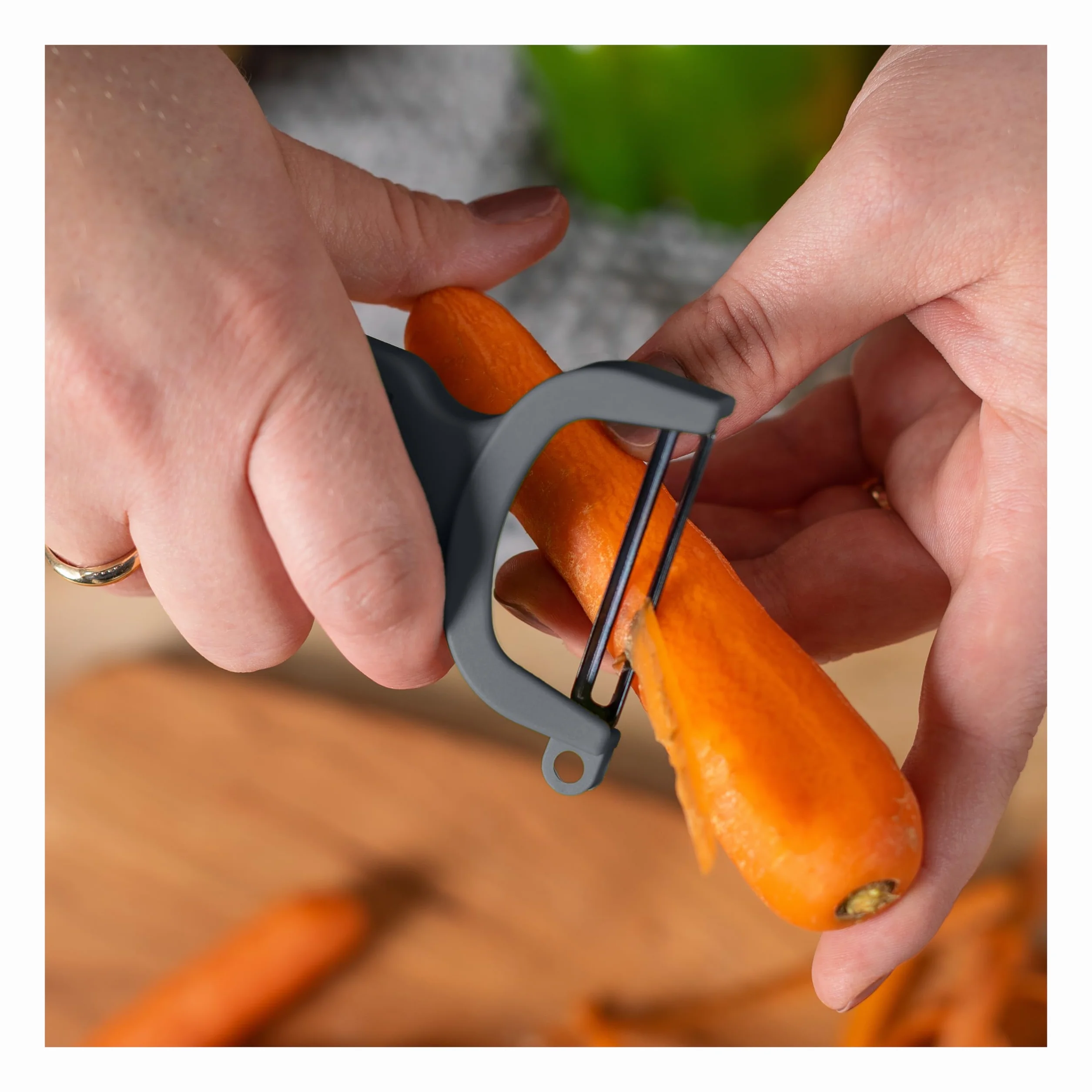 KUHN RIKON Swiss Peeler 2-częściowy zestaw obieraczek do warzyw, ostrze ze stali nierdzewnej, szare i białe, plastikowe, 3