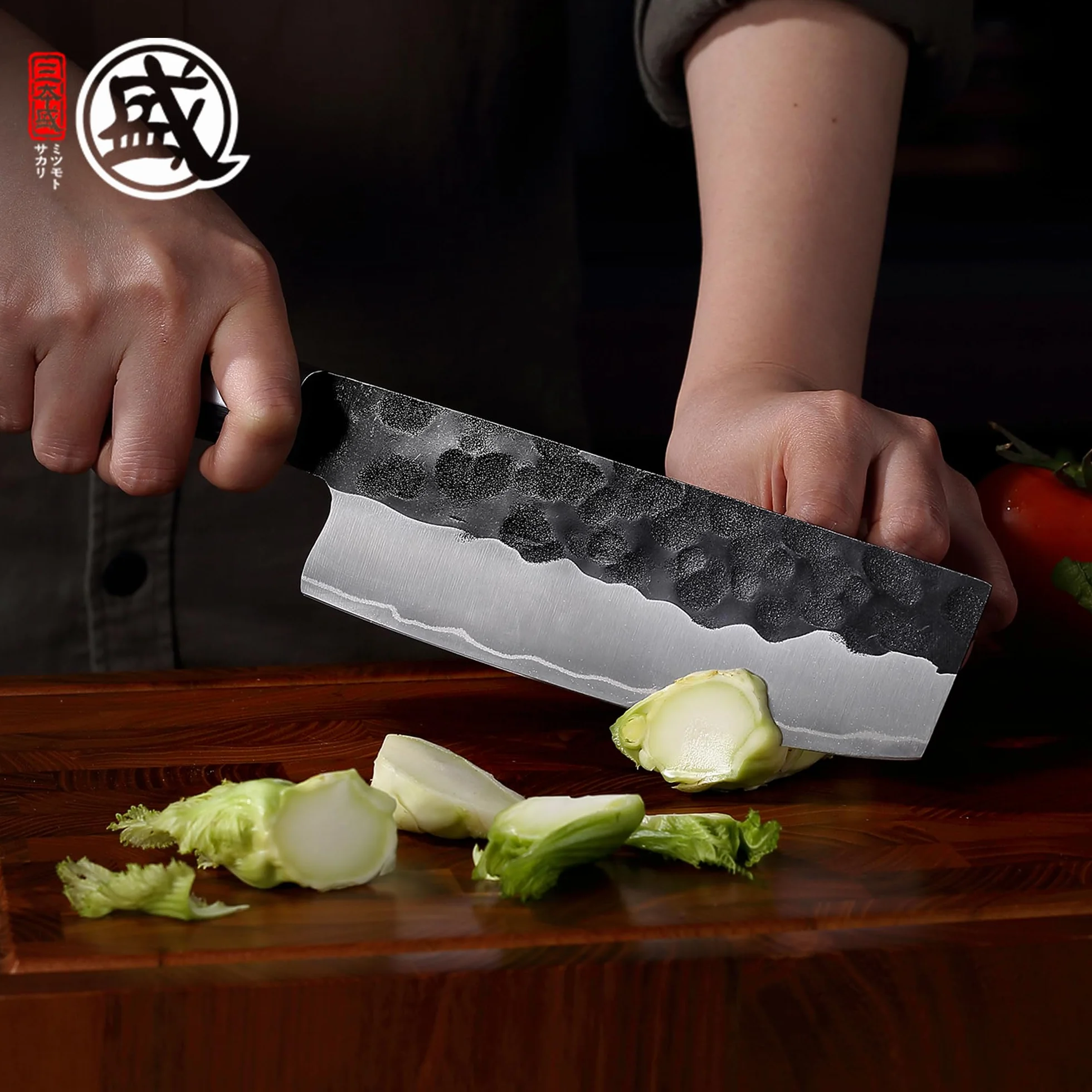 MITSUMOTO SAKARI Nóż Nakiri 17 cm, Nóż Kuchenny ze Stali Proszkowej S301 | Płaskie Ostrze, Czarna Rękojeść z Drewna Pakka, Przeznaczony Specjalnie do Obróbki Warzyw