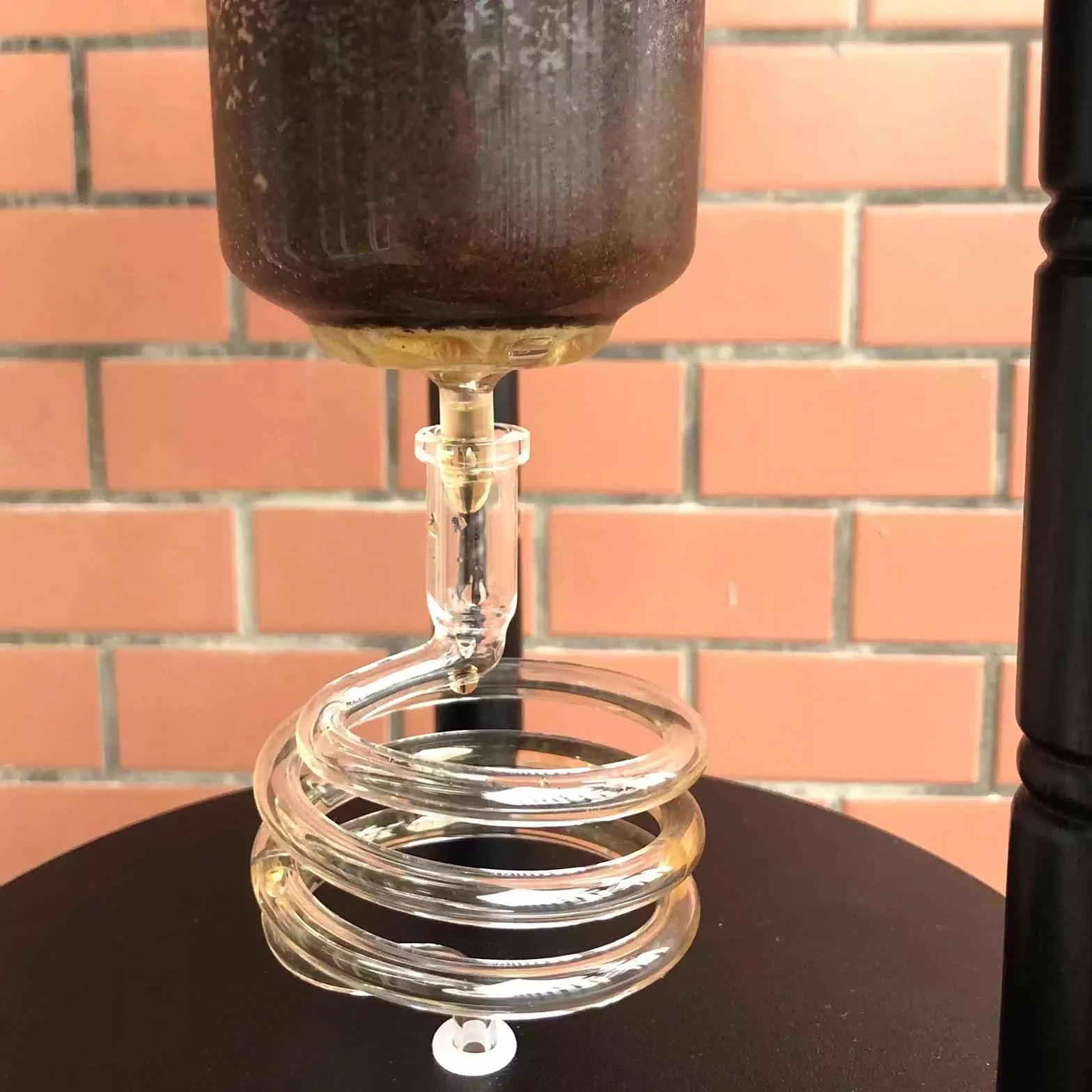 Wieża do kawy Cold Brew, szklany dzbanek do parzenia z technologią powolnego kapania, regulowany zawór, 750 ml, zaparzenia 5-7 filiżanek, idealny do użytku domowego lub komercyjnego