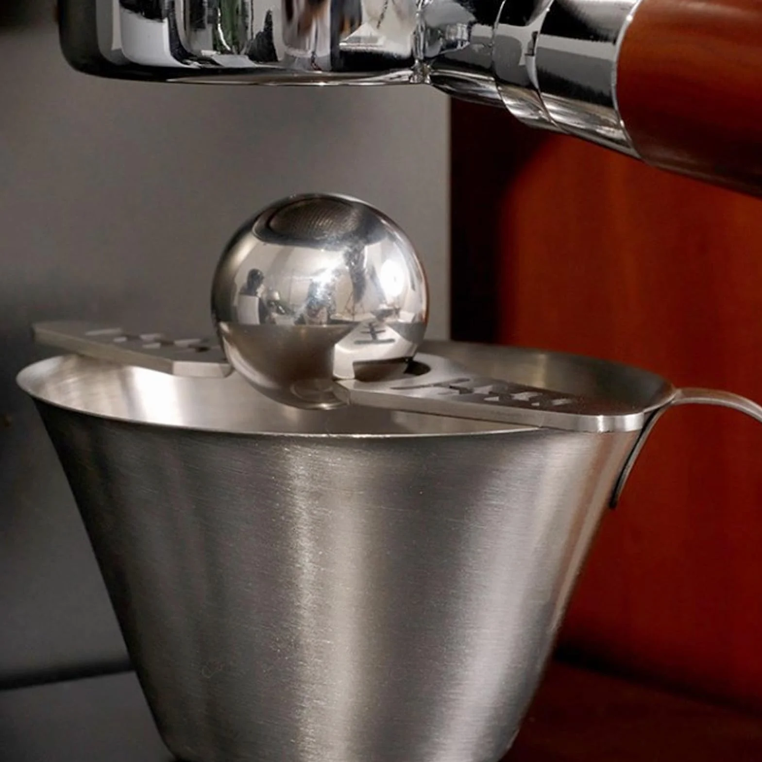 Ekstrakt z Kawy na żywo Chłodzące Kulki Lodowe do Espresso, Entuzjaści Kawy Wielokrotnego Użytku ze Stali Nierdzewnej Chłodziarka do Espresso ze Stojakiem Narzędzie do Chłodzenia