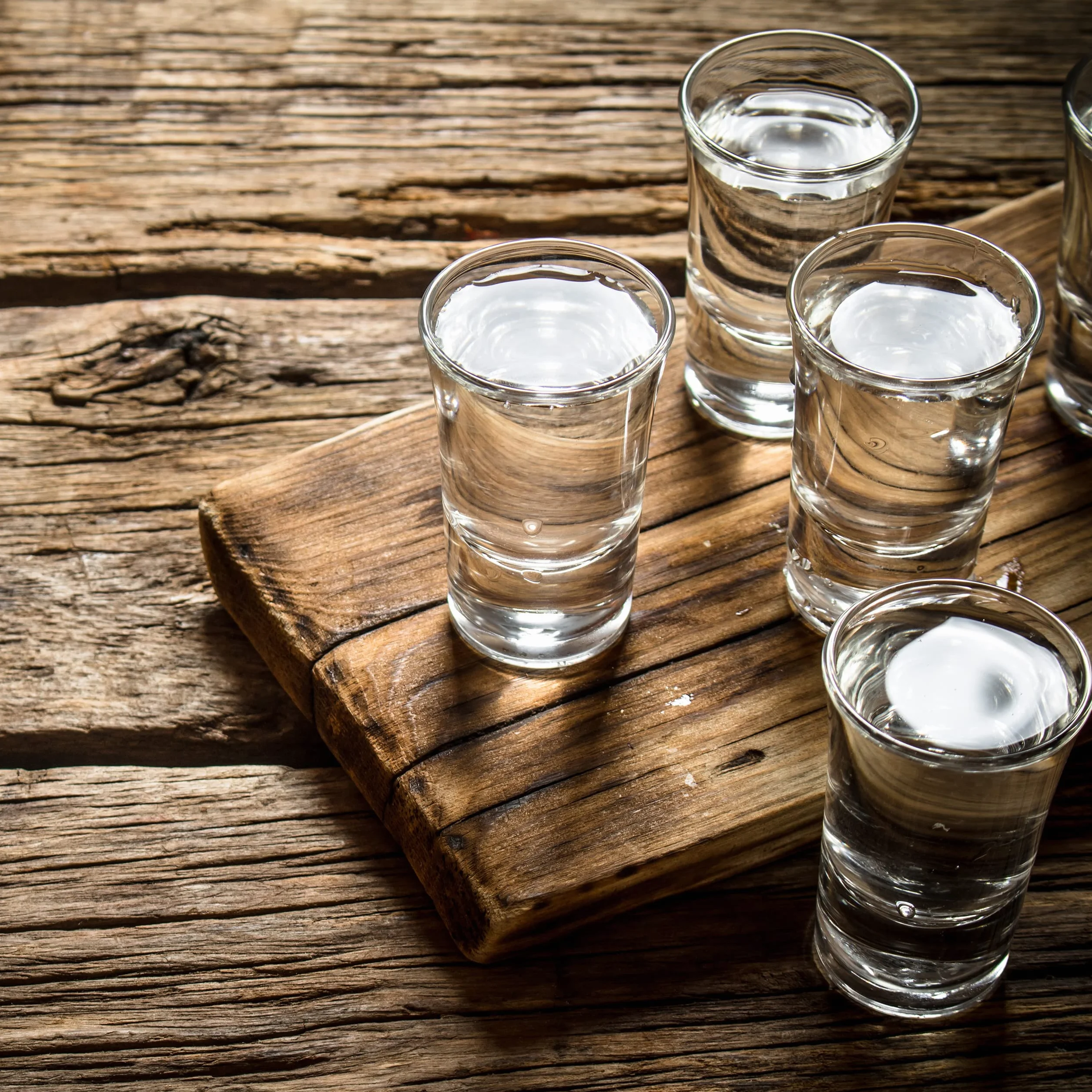 Relaxdays 96 x kieliszek do wódki, pinezki ze szkła, 4 cl, na likiery, kawę, karnawał, kieliszki do shotów, nadają się do mycia w zmywarce, przezroczyste