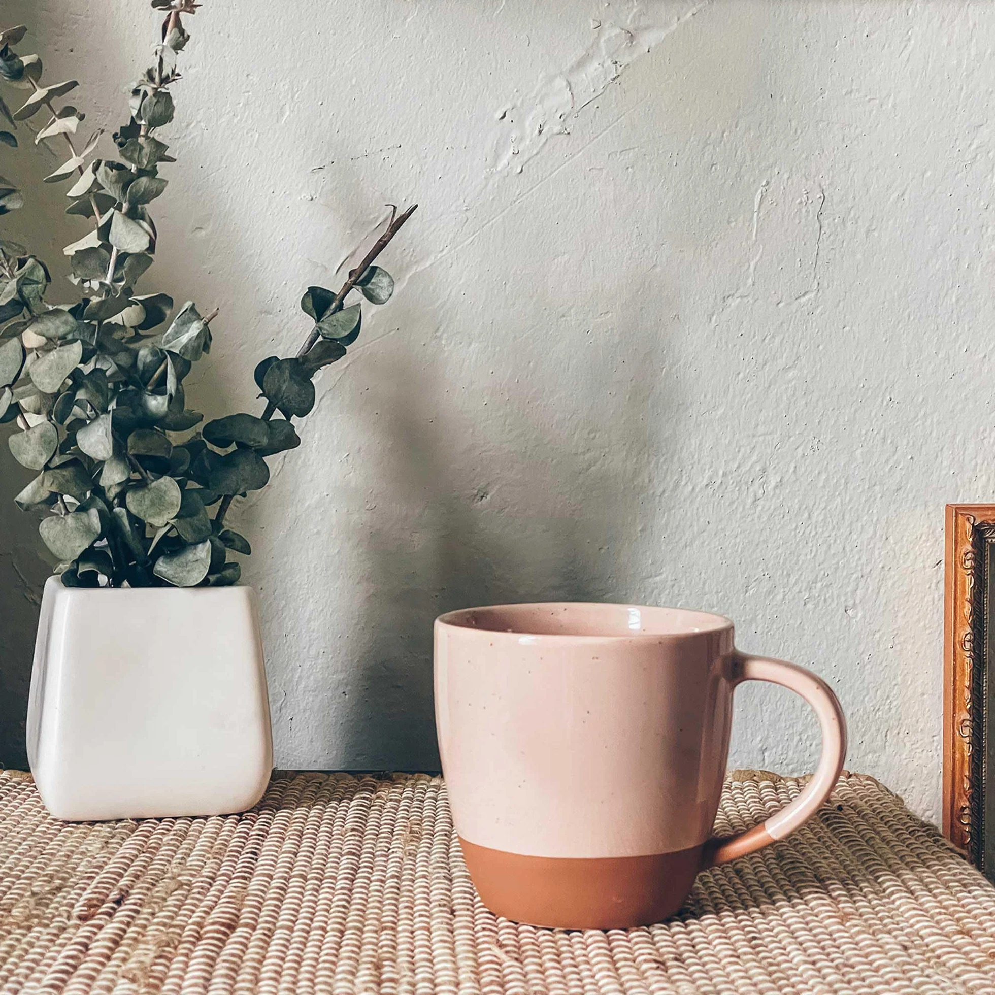 Mora Ceramiczny duży zestaw 4 kubków do latte, 473 ml, nadają się do kuchenki mikrofalowej, porcelanowe kubki do kawy z dużym uchwytem, nowoczesne, boho, niepowtarzalny styl do każdej kuchni. Kamionka