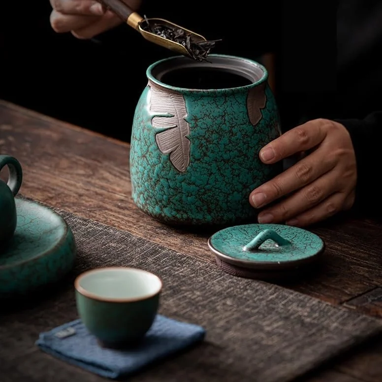 HLTYGWX Zestaw do herbaty Ceramiczne puszki na herbatę Zamknięte puszki na herbatę do użytku domowego Puszki porcelanowe Czarna herbata Puszki do pakowania zielonej herbaty Puszki do przechowywania