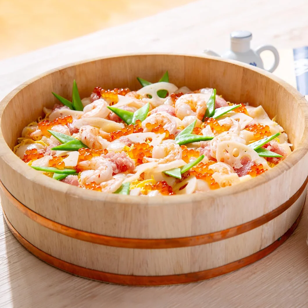 TIKUSAN Drewniana wanna do mieszania ryżu Hangiri Miedziana opaska wyprodukowana w Japonii Sushi Rice Bowl Sushi Oke (33 cm)