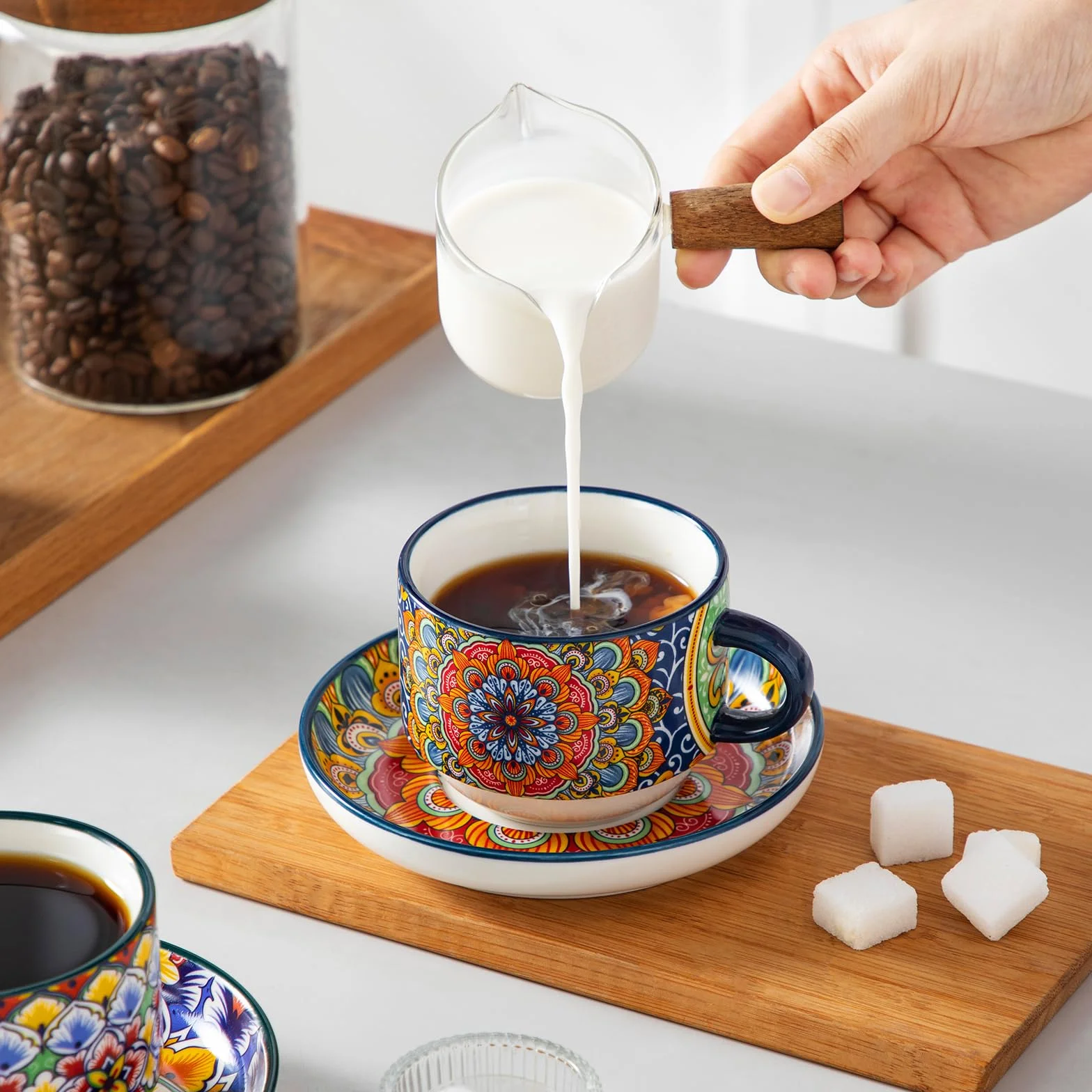 Vancasso zestaw filiżanek do espresso, 4-częściowy, 270 ml, duże filiżanki do espresso, grubościenne z spodkami i podstawką, można układać w stos, filiżanki do espresso z porcelany, kubki do mokki