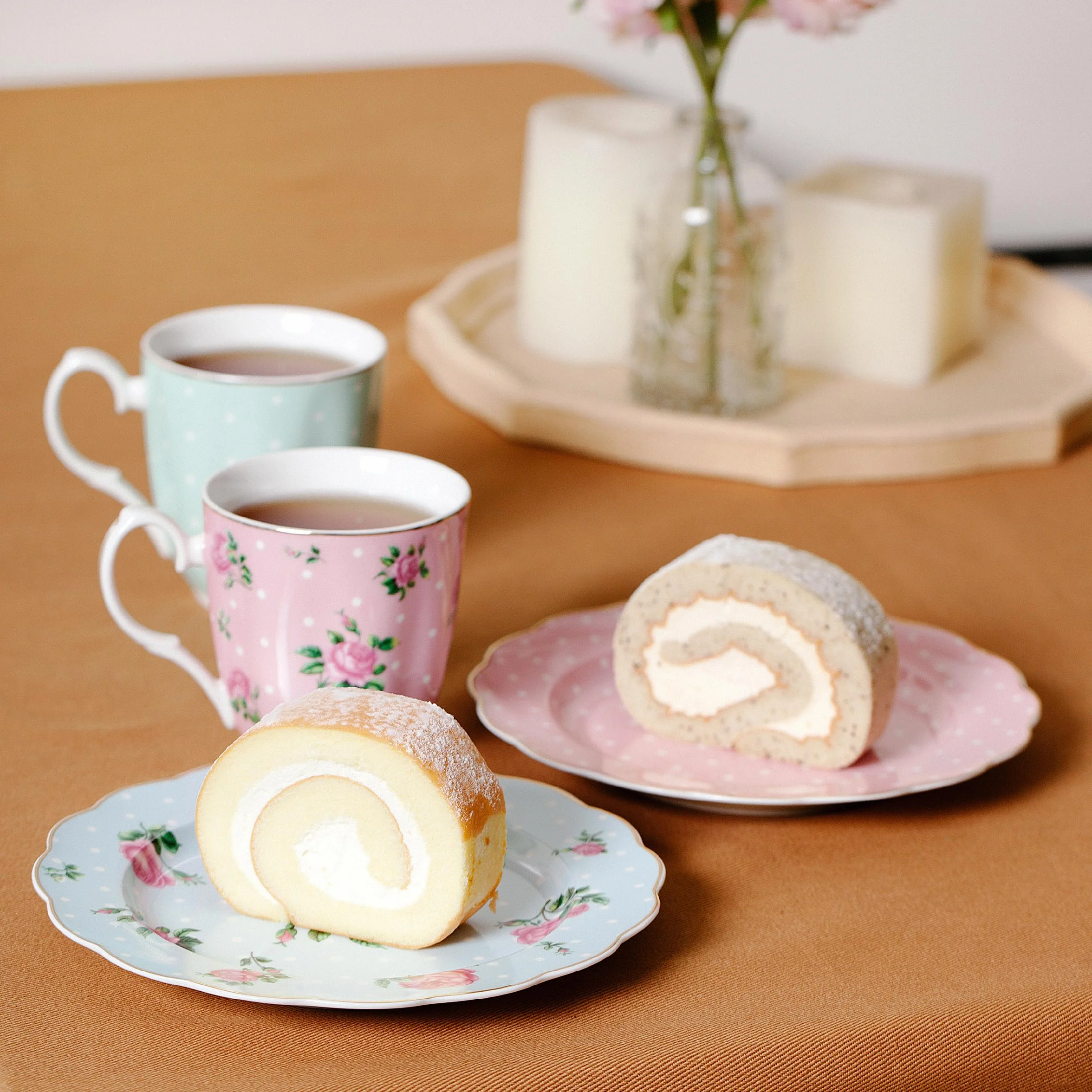 BTaT- Porcelanowe talerze kwiatowe, królewskie talerze deserowe, 20 cm, zestaw 8 sztuk, talerze na przekąski, talerze z kwiatami, talerze do sałatek, małe talerze, zestaw małych talerzy, małe naczynia, zastawa obiadowa, talerze do sałatek