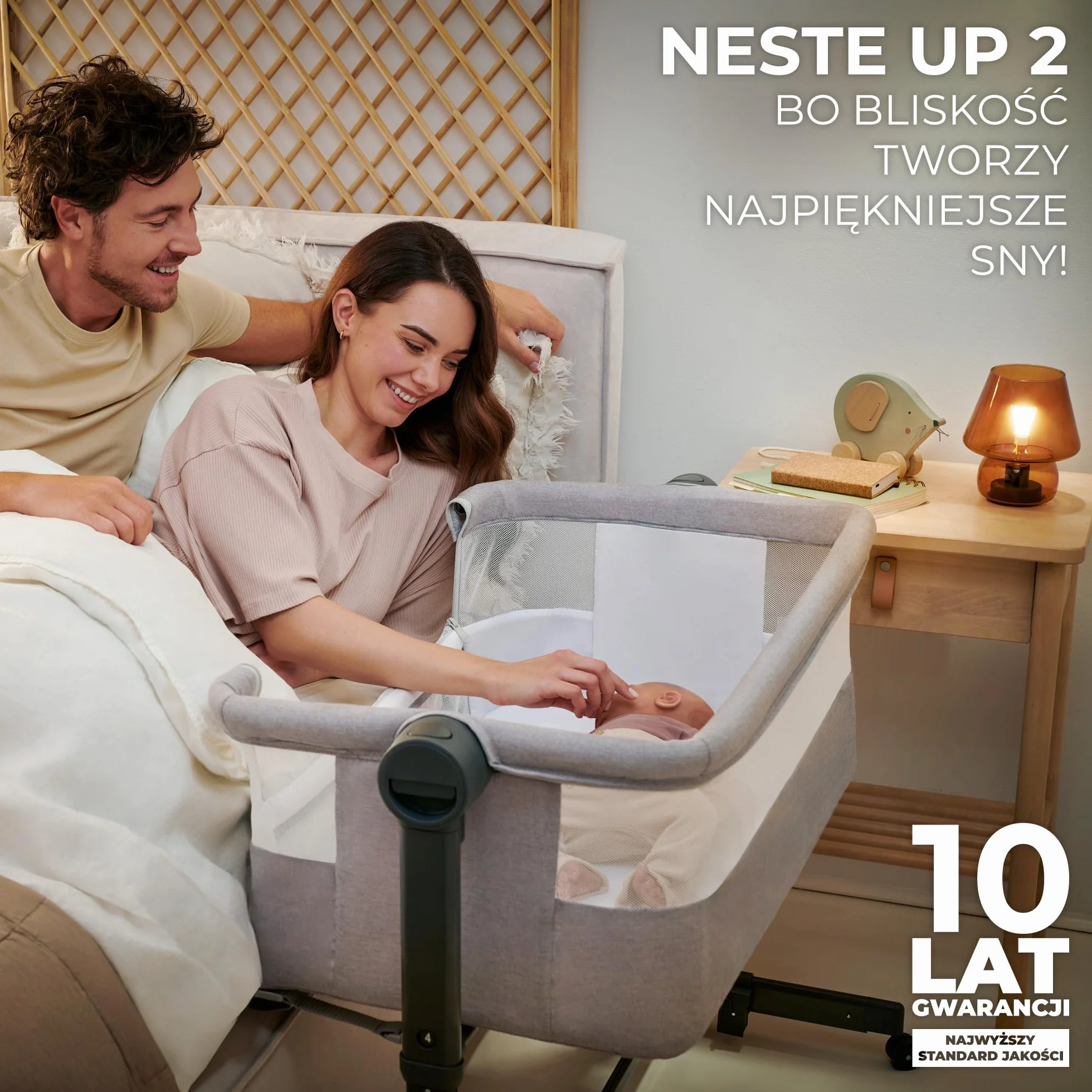 Kinderkraft NESTE UP2 Łóżeczko dostawne, Łóżko turystyczne dziecięce, Regulacja wysokości i kątu nachylenia, Materac i prześcieradło, Solidna konstrukcja, Opuszczana ściana boczna, do 9 kg, Szary