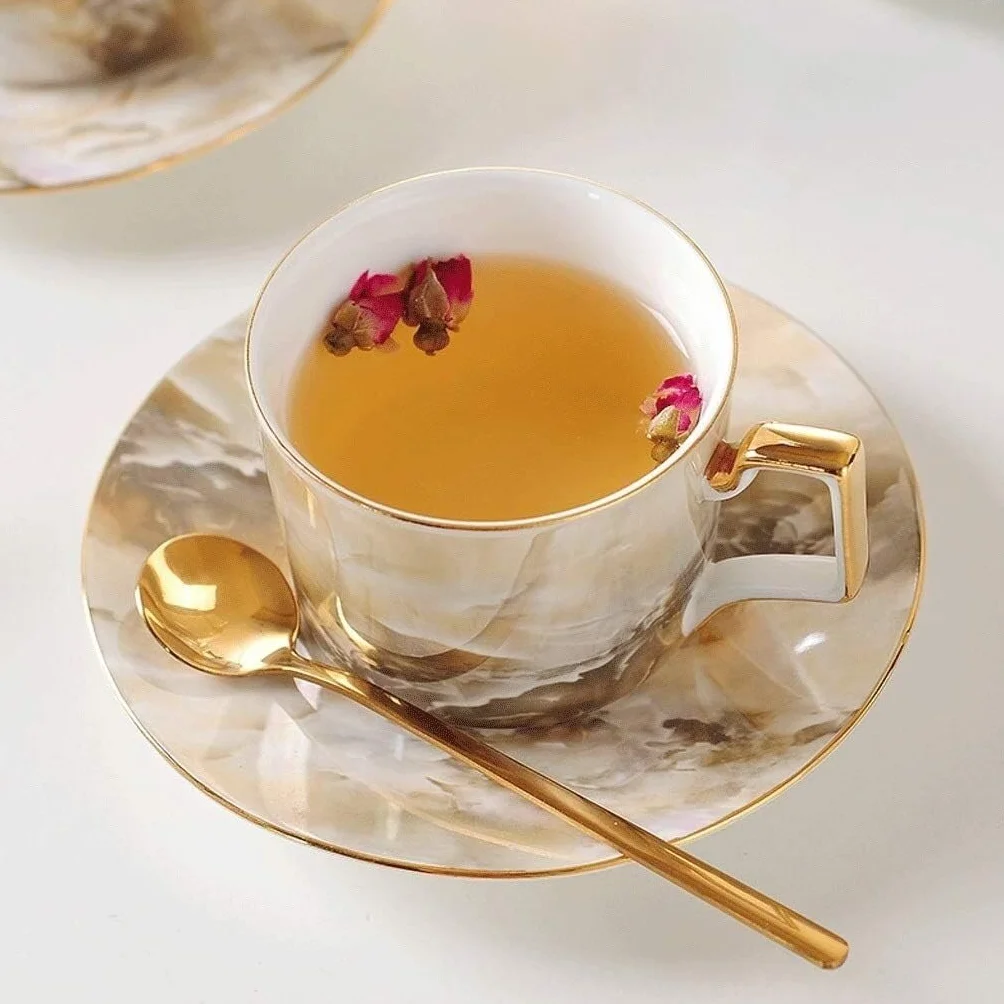 Kubek do kawy 250ml z uchwytem, ​​marmurkowa filiżanka do kawy i spodek luksusowa porcelana kostna angielski popołudniowa herbata czarna herbata kwiatowa filiżanka do herbaty do biura domu kawiarnia(B