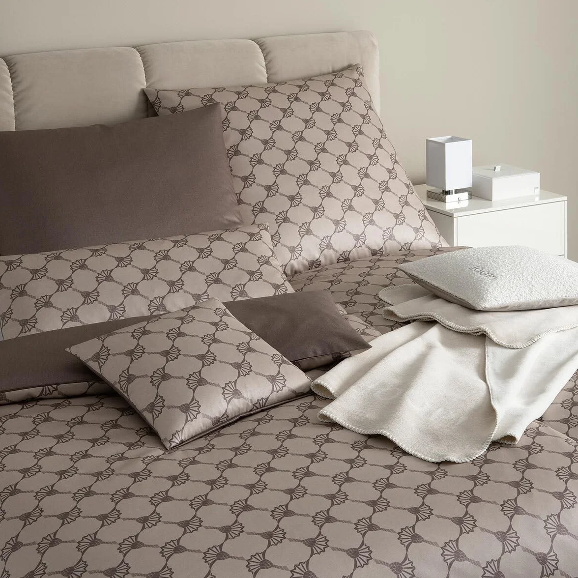 Joop! Łóżko kontynentalne Mako zestaw pościeli z męskim kwiatem, podwójny, taupe, rozmiar 155 x 220 + 80 x 80 cm