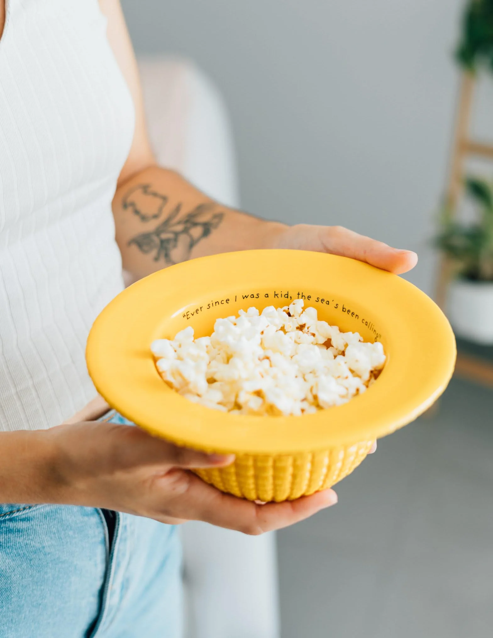 Grupo Erik One Piece Netflix Bowl 500 ml 16.9 oz Ceramic Cereal Popcorn Bowl Kitchen Decor Straw Hat
