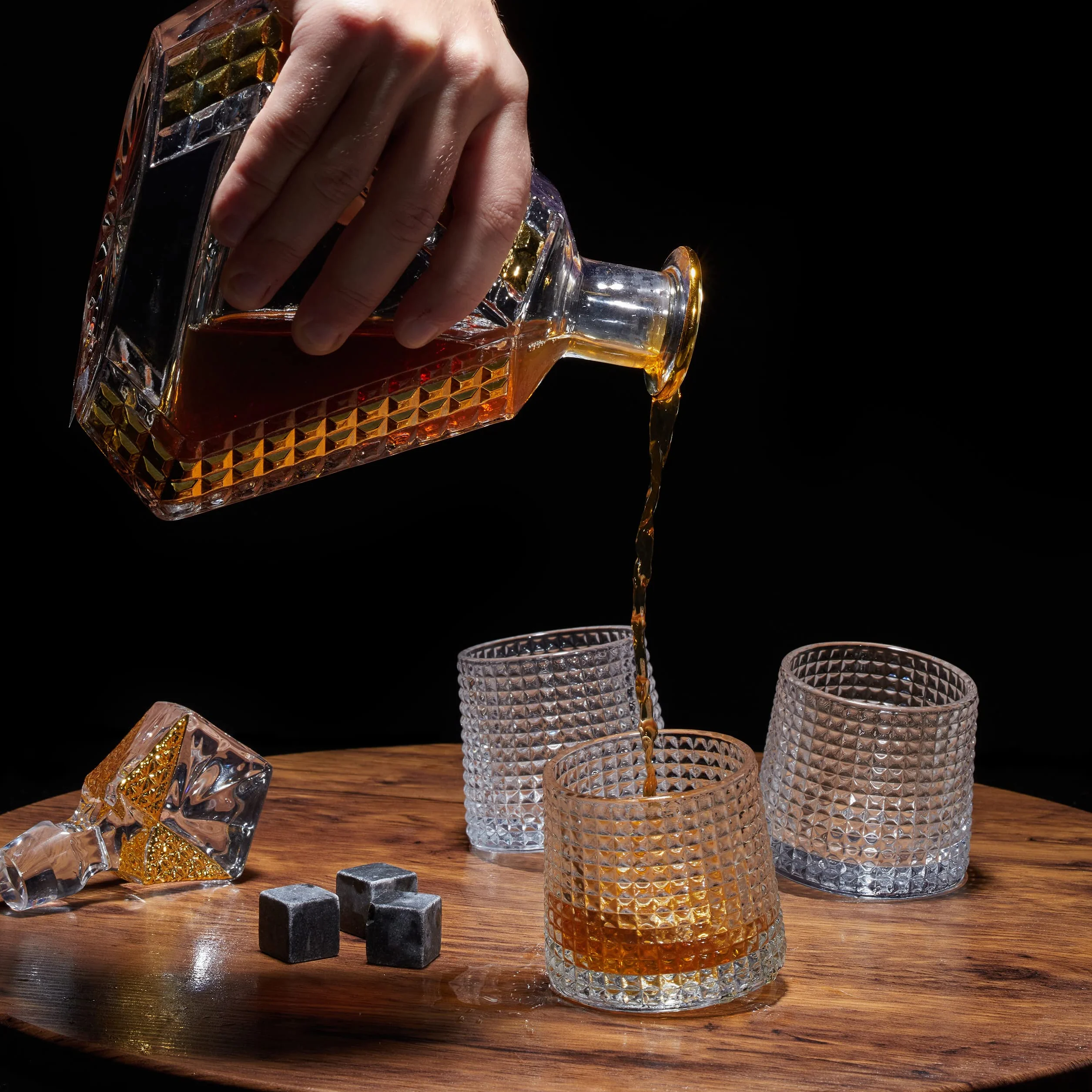 Relaxdays Szklanki do whisky, zestaw 12 sztuk, 3 różne szlify, 150 ml, szklanki do drgania się, wys. x śr.: 7,5 x 8 cm, przezroczyste, 12 sztuk (1 opakowanie)