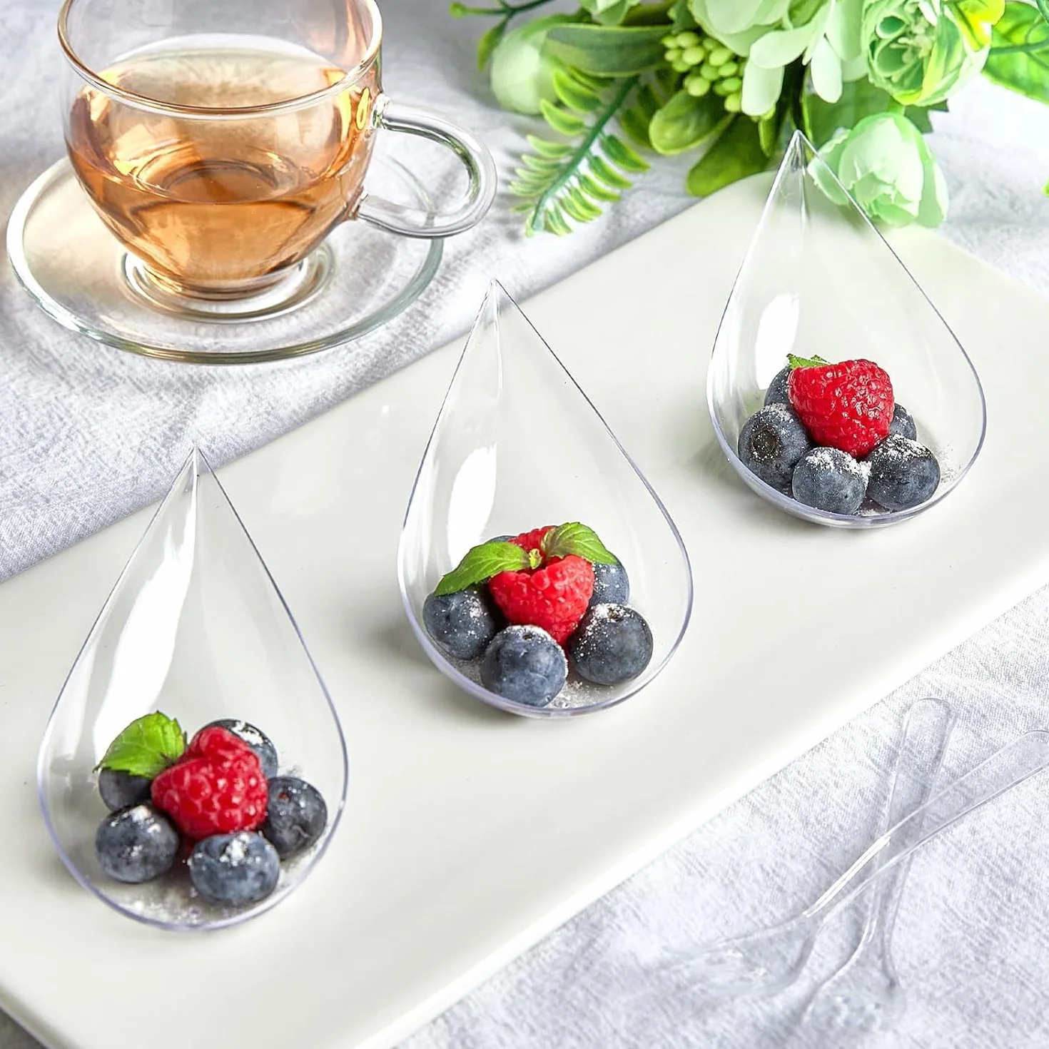 PIQIUQIU 100 sztuk przezroczystych miseczek deserowych z plastiku (10x5 cm) – kroplowe talerzyki do serwowania na przekąski, parfe i degustację, wielokrotnego użytku, do gastronomii, imprez i