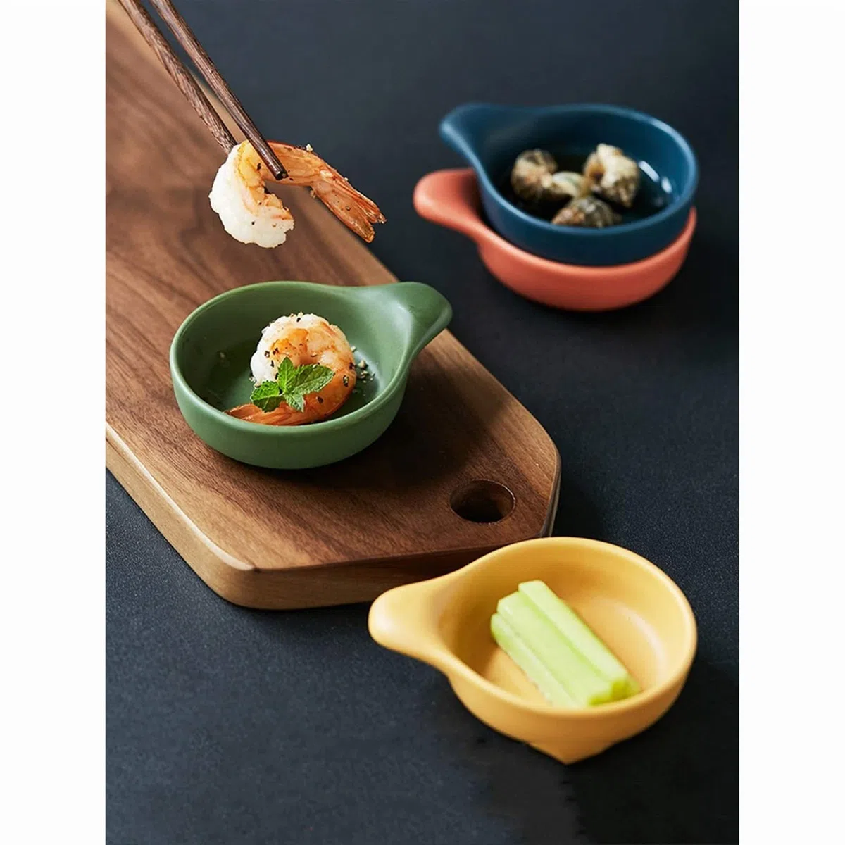 Wielokolorowy zestaw ceramicznych misek do dipów Jingdezhen Sojowa przyprawa do użytku domowego Sushi Ocet deserowy(B)