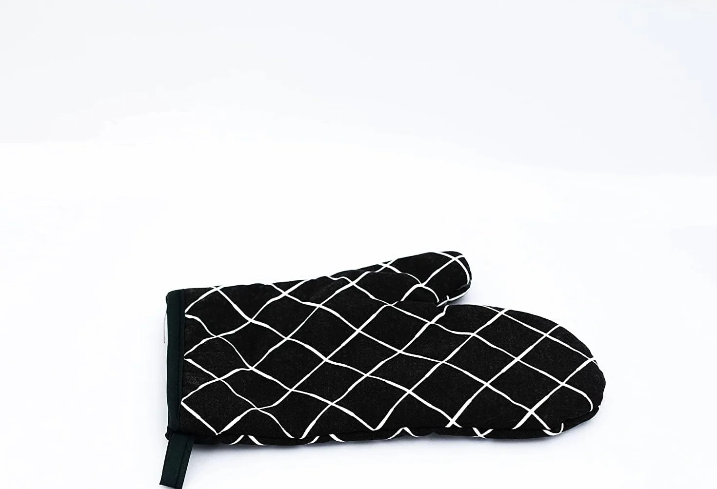 Herzberg HG8053 BLK zestaw naczyń do gotowania, 3 garnków indukcyjnych i 2 patelni do wszystkich kuchenek w różnych rozmiarach i 1 rękawicy do garnków, marmurowa powłoka nieprzywierająca, zdejmowane