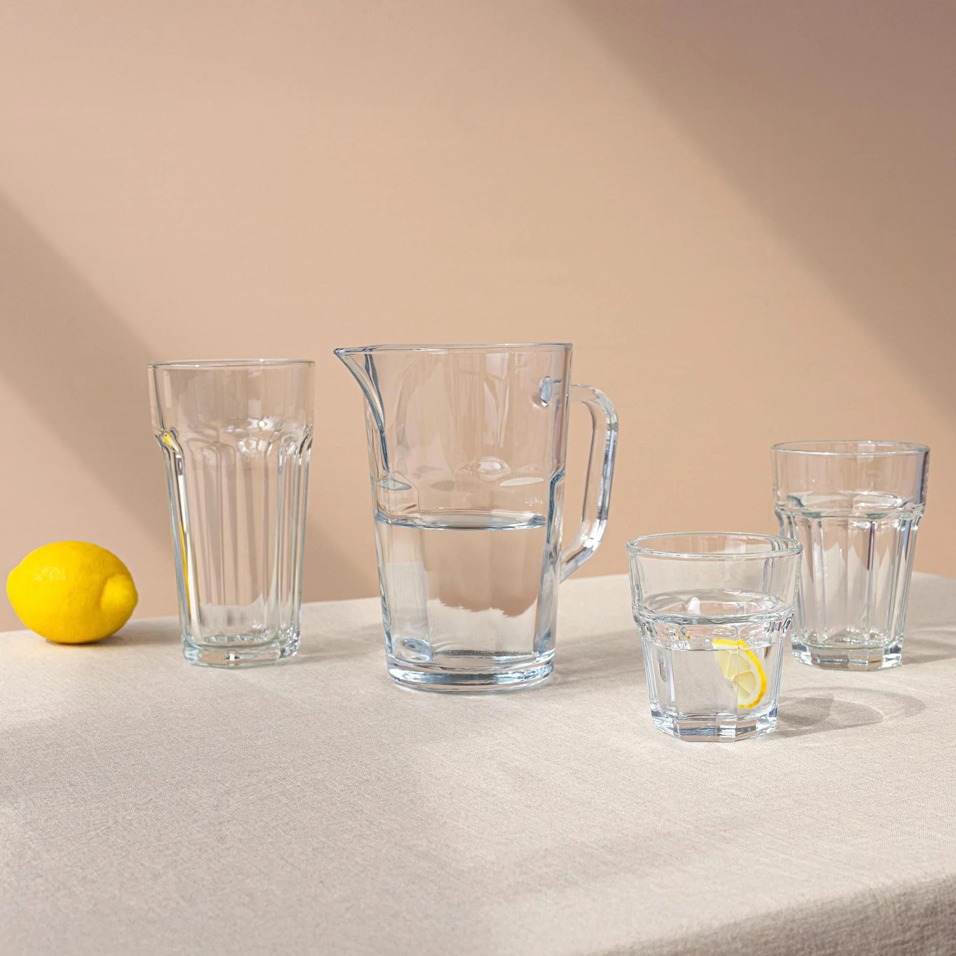 Zestaw 4 szklanek do długich napojów, 425 ml, szklanki do kawy mrożonej, latte macchiato, szklanki do wody Caipirinha, nadają się do mycia w zmywarce, kolekcja Alva