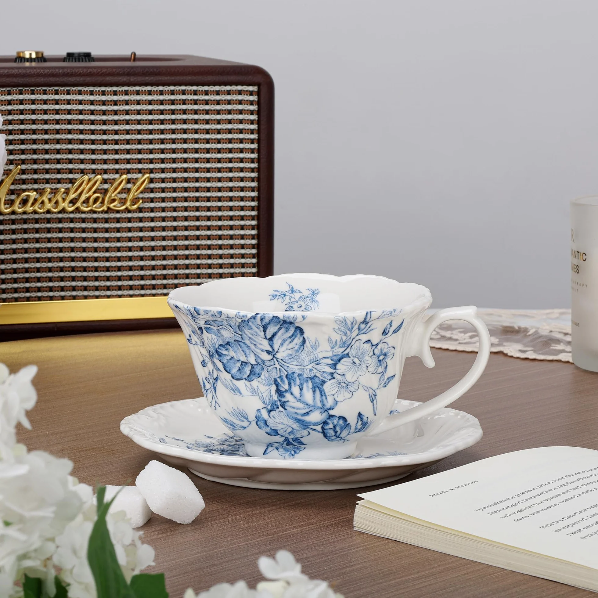 fanquare Vintage zestawy filiżanek i spodków, porcelanowe kubki do herbaty z niebieskimi kwiatami, eleganckie filiżanki do kawy i talerze do przekąsek, prezenty świąteczne 250 ml