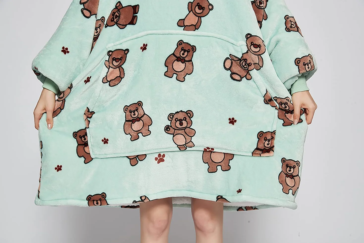Sacebeleu Koc z kapturem, pluszowy koc Sherpa z rękawami, oversize, sweter z kieszenią typu kangur, flanelowy koc polarowy, rozmiar uniwersalny dla kobiet, mężczyzn