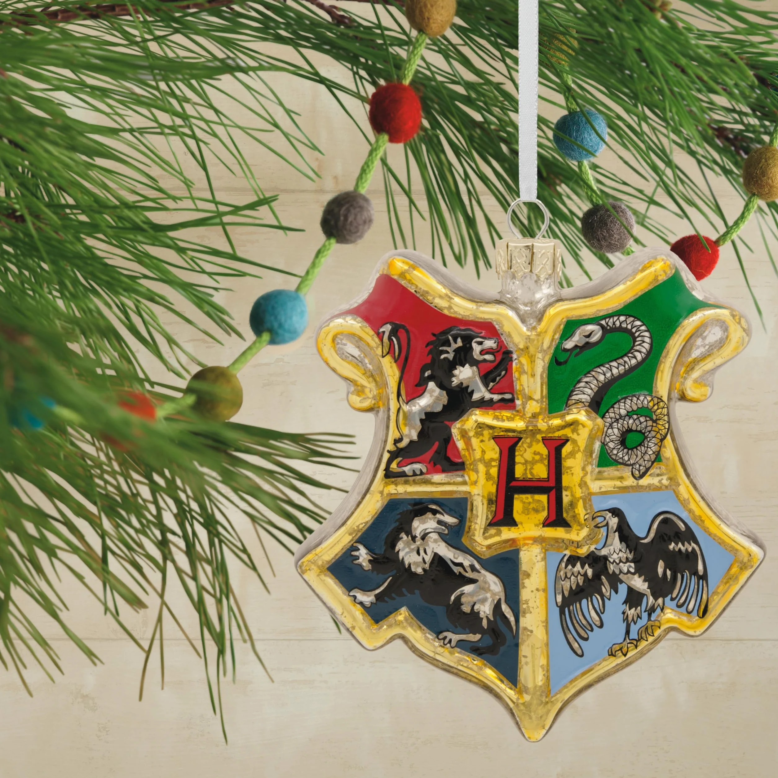 Hallmark Szklana ozdoba Hogwartu Harry'ego Pottera z herbem - Gryffindor Slytherin Ravenclaw Hufflepuff