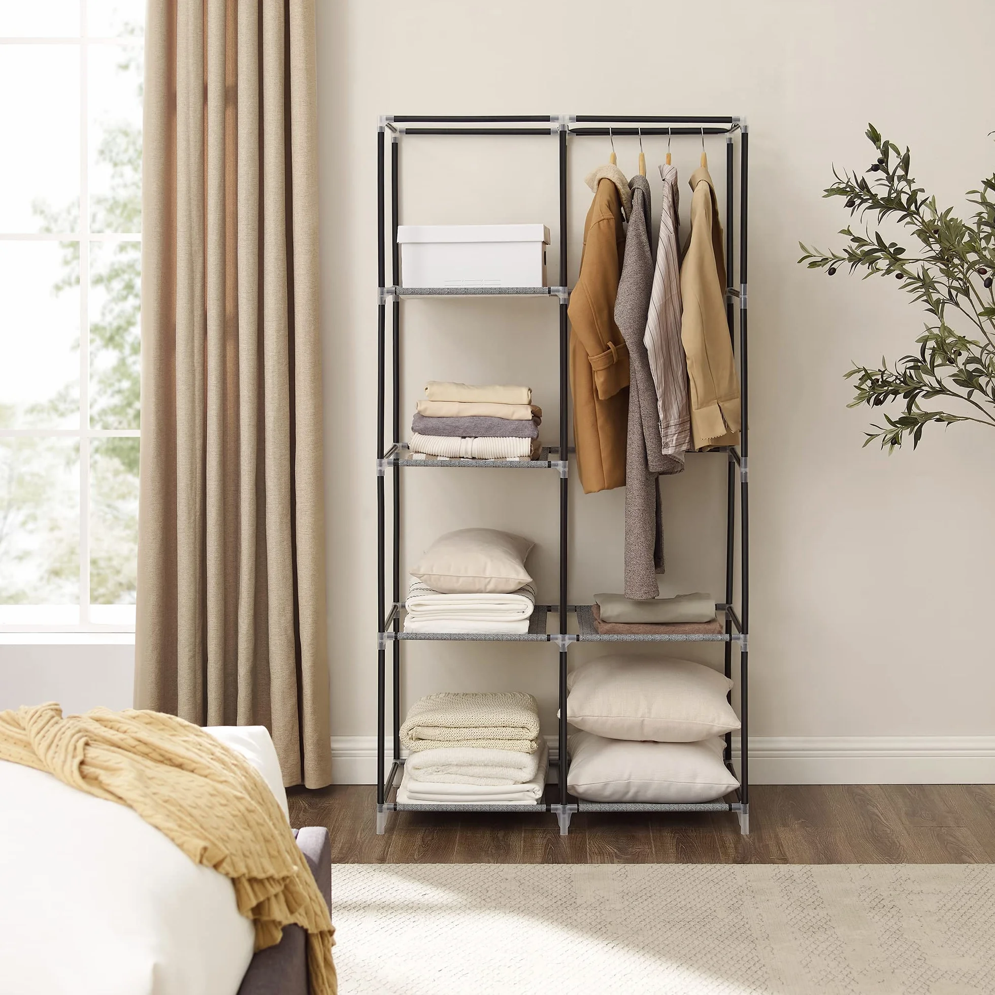 SONGMICS RYG084B22 Szafa na ubrania z 1 drążkiem i 6 wkładanymi półkami, włóknina, metalowa rama, 45 x 88 x 168 cm, do sypialni, korytarza, czarna z wzorem w jodełkę