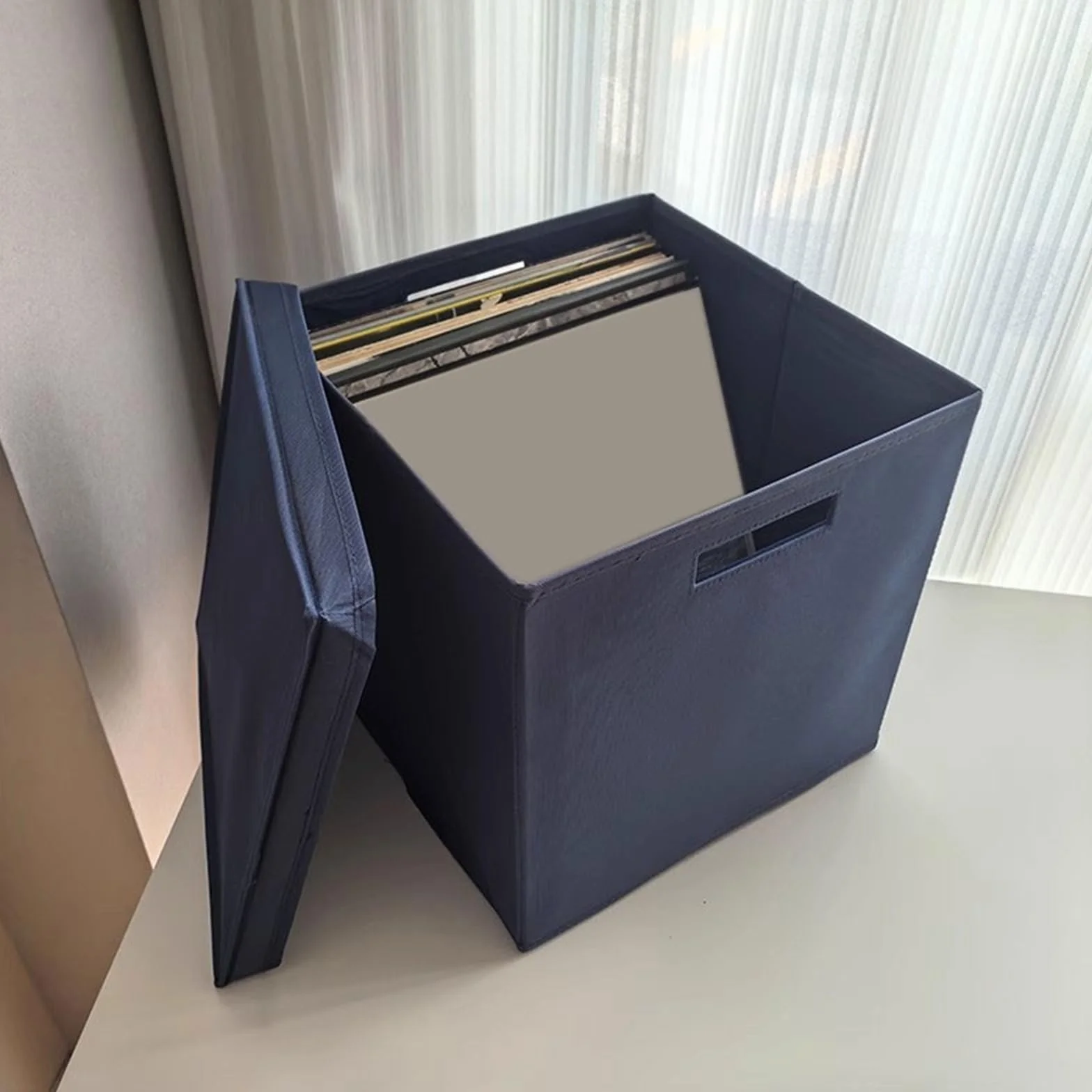 Składane pudełko Sto z tkaniny wołowej na płyty winylowe z pokrywką, uniwersalny nizer do domu i biura, tekturowe etui na CD Sto (czerwony)