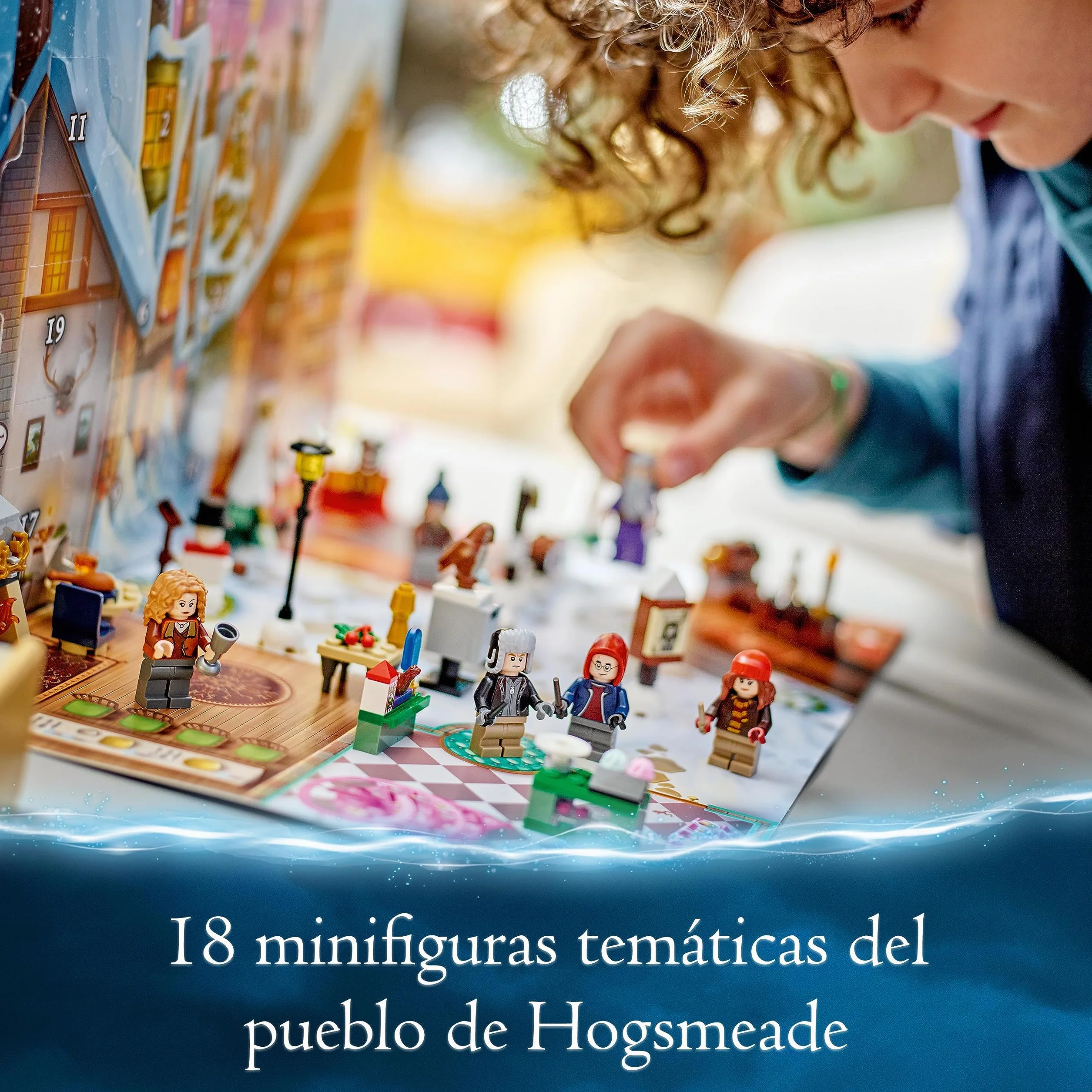 LEGO 76418 Harry Potter Kalendarz adwentowy 2023, 24 Niespodzianki, 18 Minimodeli, 6 Minifigurek, Prezent na Mikołaja