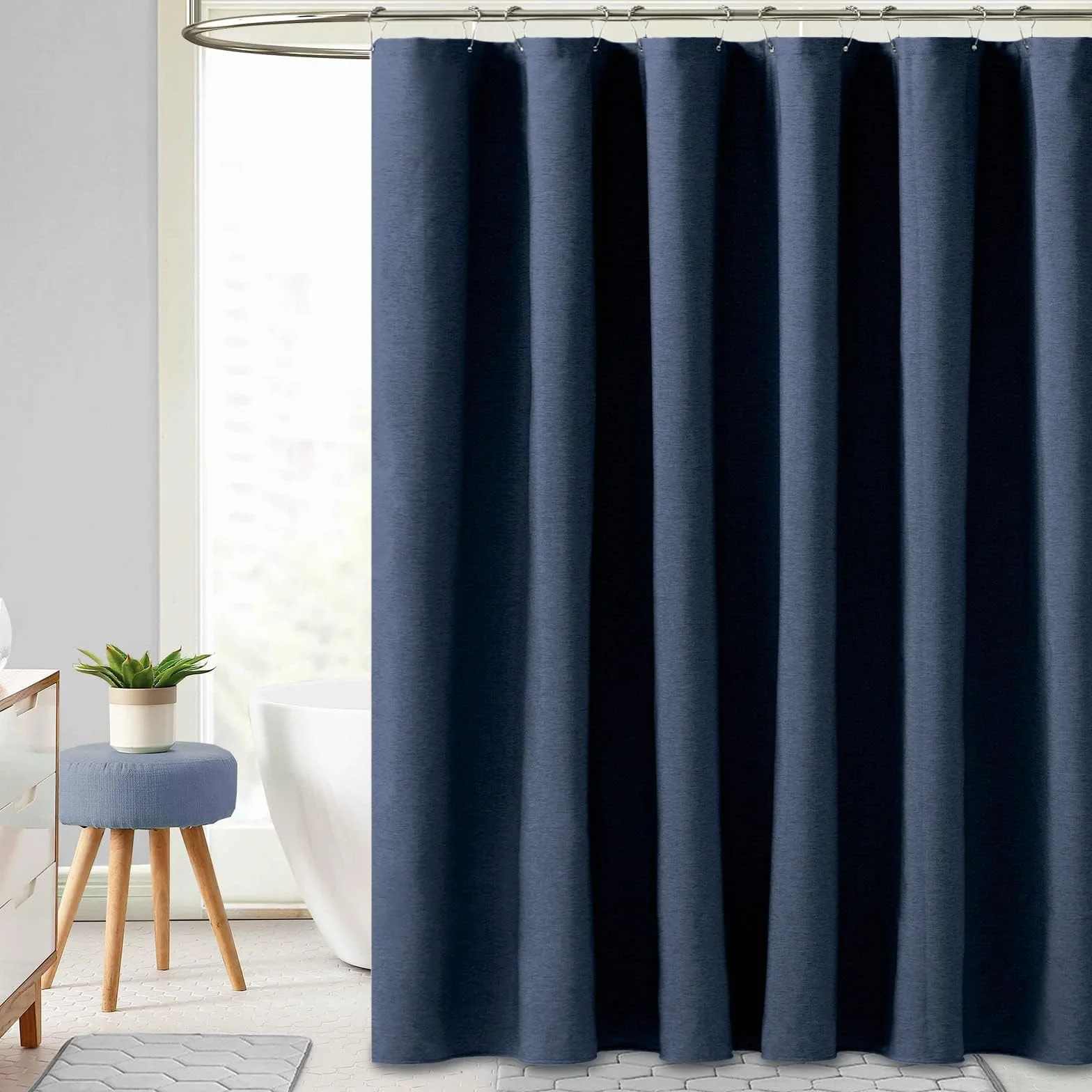 BTTN Zasłona prysznicowa z materiału, 180 x 180 cm, tekstura lnu, odporna na pleśń, wodoodporna, tekstylna zasłona prysznicowa z 12 plastikowymi haczykami, obciążona poliestrowa zasłona prysznicowa do