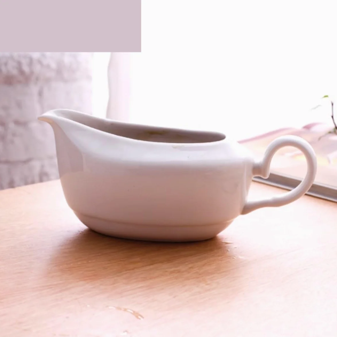 Ceramiczna łódka do sosu do steków, kubek do sosu w stylu zachodnim, europejski dzbanek na mleko, idealna do pieczenia, elegancka zastawa stołowa do sosów i przypraw