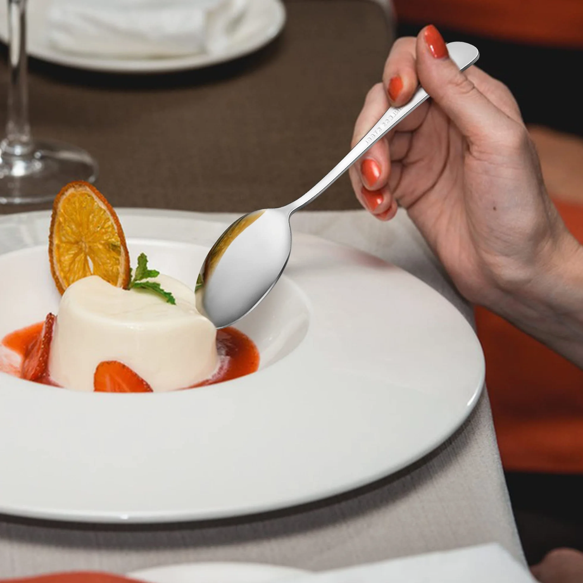 Joyfair łyżeczka do kawy, 12 sztuk, łyżeczki do herbaty ze stali nierdzewnej, zestaw 12 sztuk, małe dla domu/restauracji/hotelu/kawiarni, okrągłe uchwyty i gładkie krawędzie