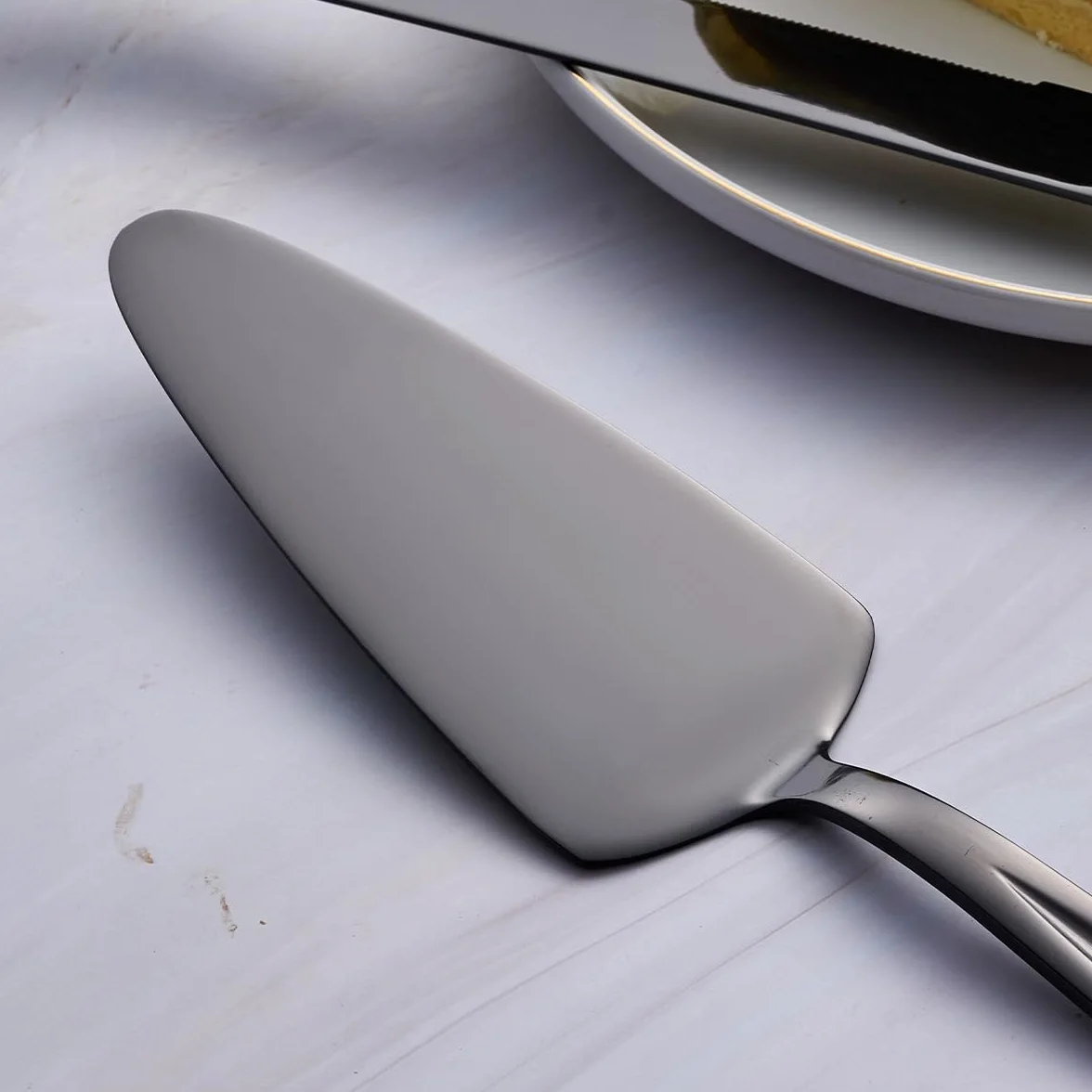 GoGeiLi Czarny zestaw sztućców do ciasta, nóż do ciasta ze stali nierdzewnej 33 cm, nóż do ciasta i łopatka do tortów, nóż do ciasta, na wesele, urodziny, imprezy, jubileusz