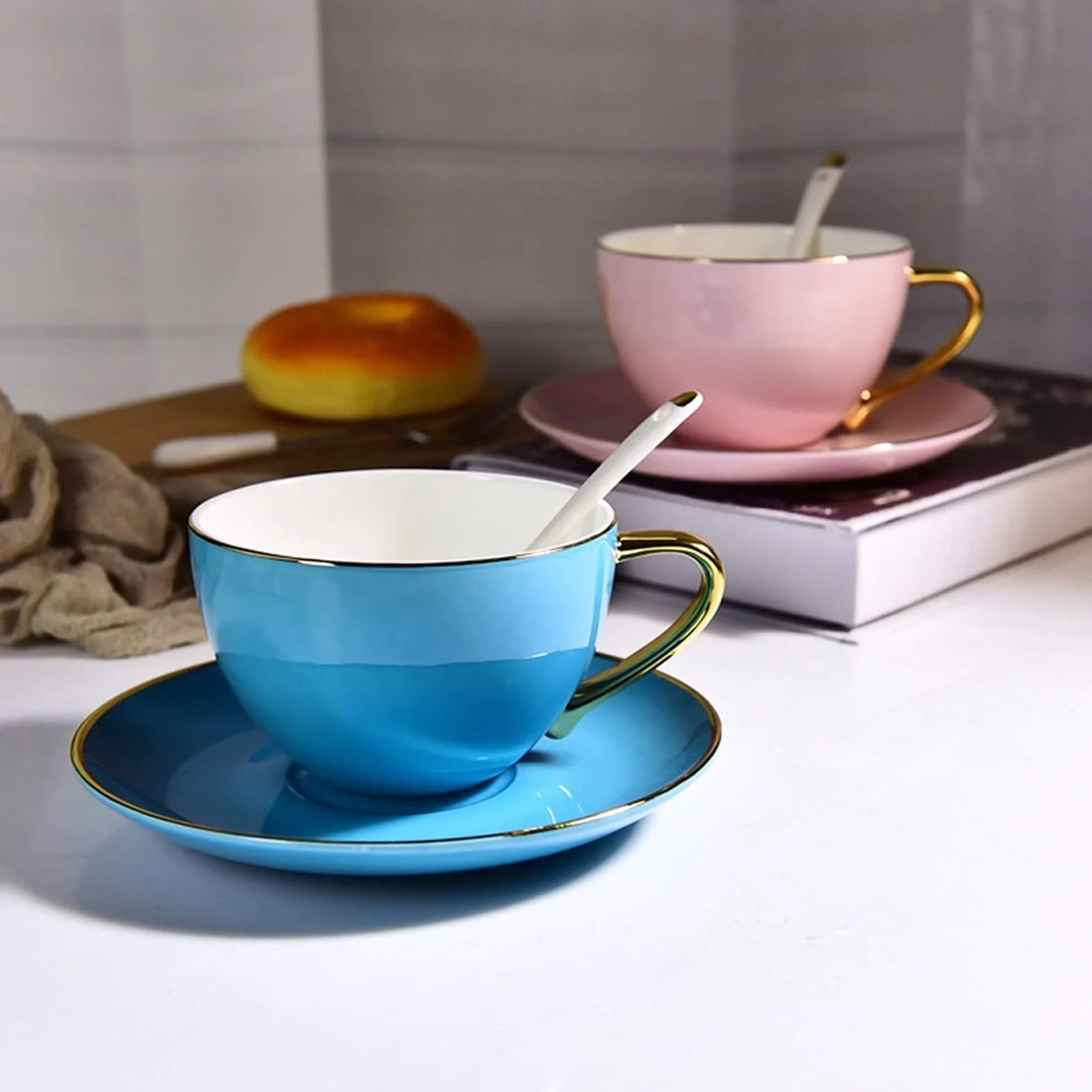 Ceramiczne Filiżanki Do Kawy I Herbaty Ze Spodkiem Zestaw Porcelany Kostnej Współczesne Kubki Filiżanki Do Espresso Wysokiej Klasy Zestaw Kubków Do Kawy I Spodków