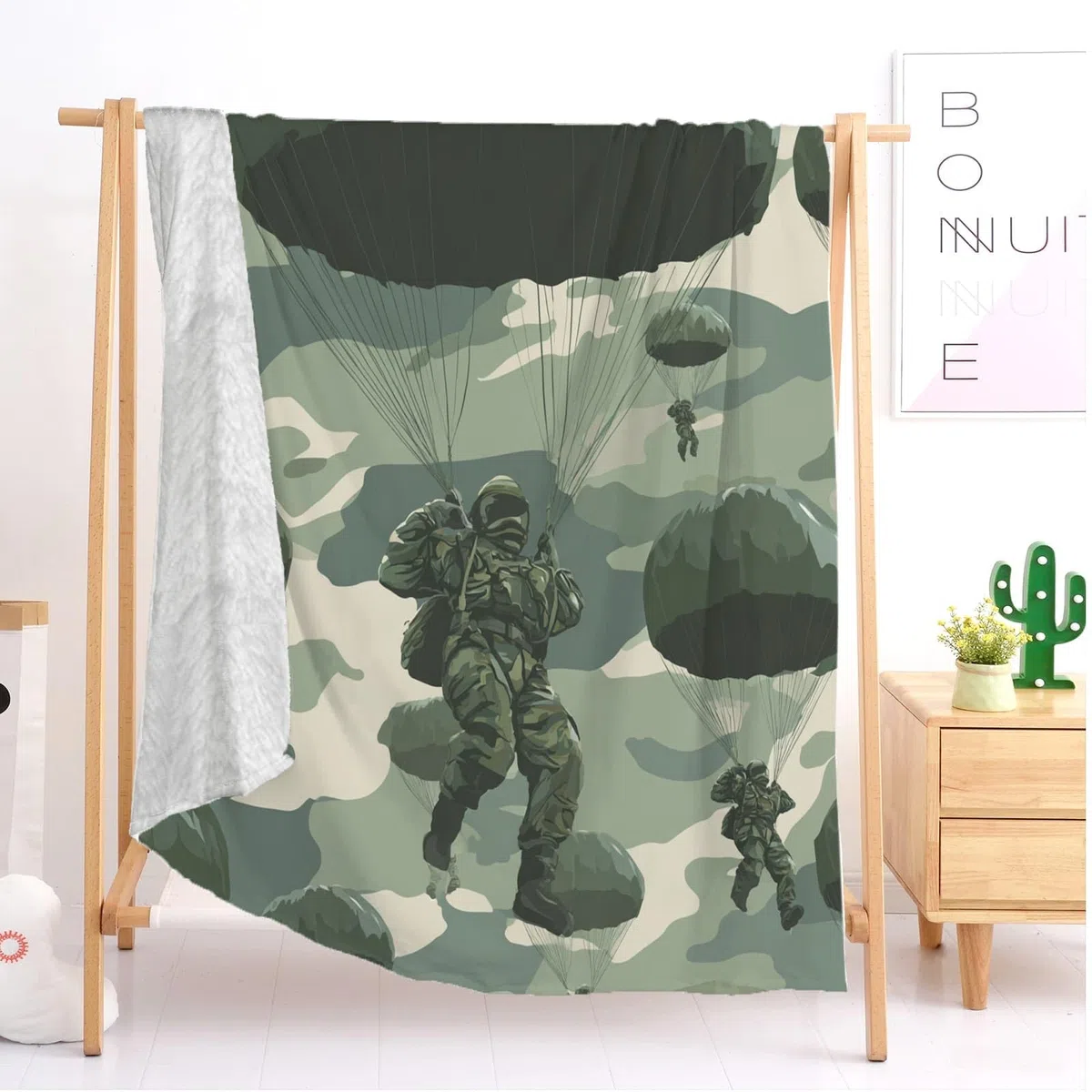 Koc flanelowy z polaru Super King 180 x 220 cm, nie gubi włosia, wojskowy kamuflaż, spadochroniarstwo, przytulny, lekki koc na kanapę, łóżko, dekoracja, miękki, ciepły, wojskowy zielony koc na sofę