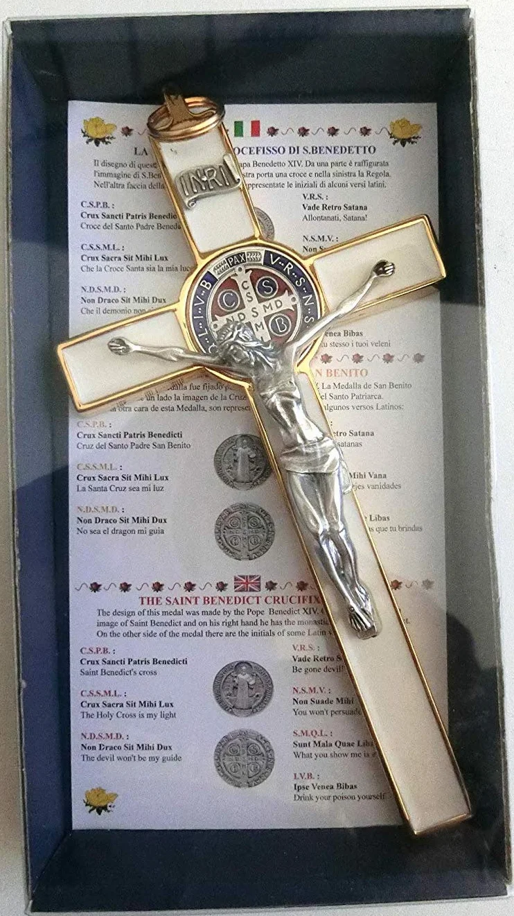 10.004.21 Biały krzyż złoty biały Święty Benedykt 20 cm emaliowany z pudełkiem na prezent Święty Benedykt Egzorcyzm Kapłan Egzorcyzm Kapłan Siostra Kościół