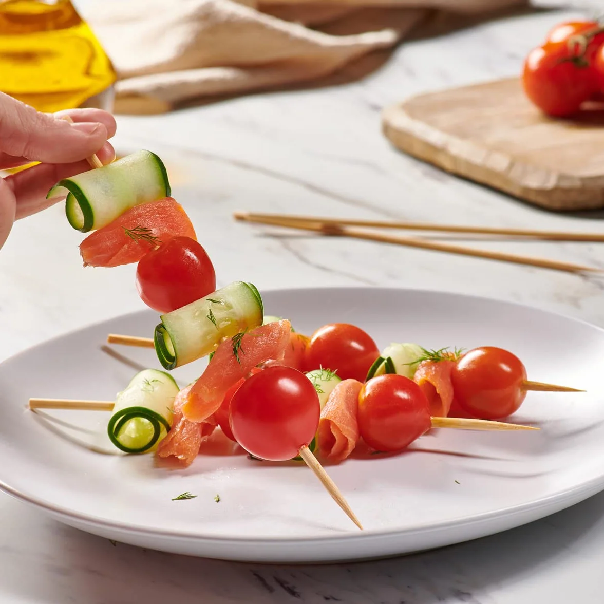 100 sztuk, 20 cm bambusowe szaszłyki do szaszłyków, grillowania, owoców, przystawek i koktajli