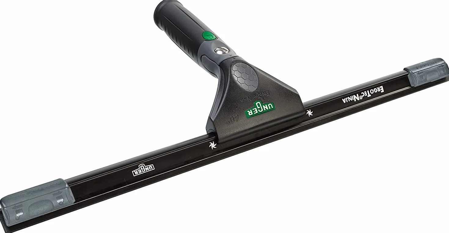 UNGER ErgoTec Ninja AKN10 zestaw startowy do czyszczenia okien 2 w 1 (w zestawie myjka + ściągacz, do profesjonalnego czyszczenia okien/czyszczenia szyb)