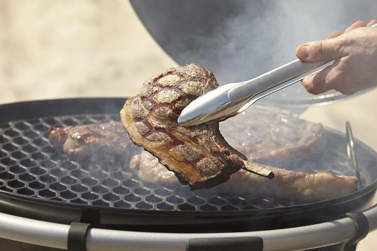 Rösle Szczypce kuchenne z opatentowanym systemem zamykania do grillowania, gotowania i serwowania, 23 cm, stal nierdzewna 18/10, nadają się do mycia w zmywarce