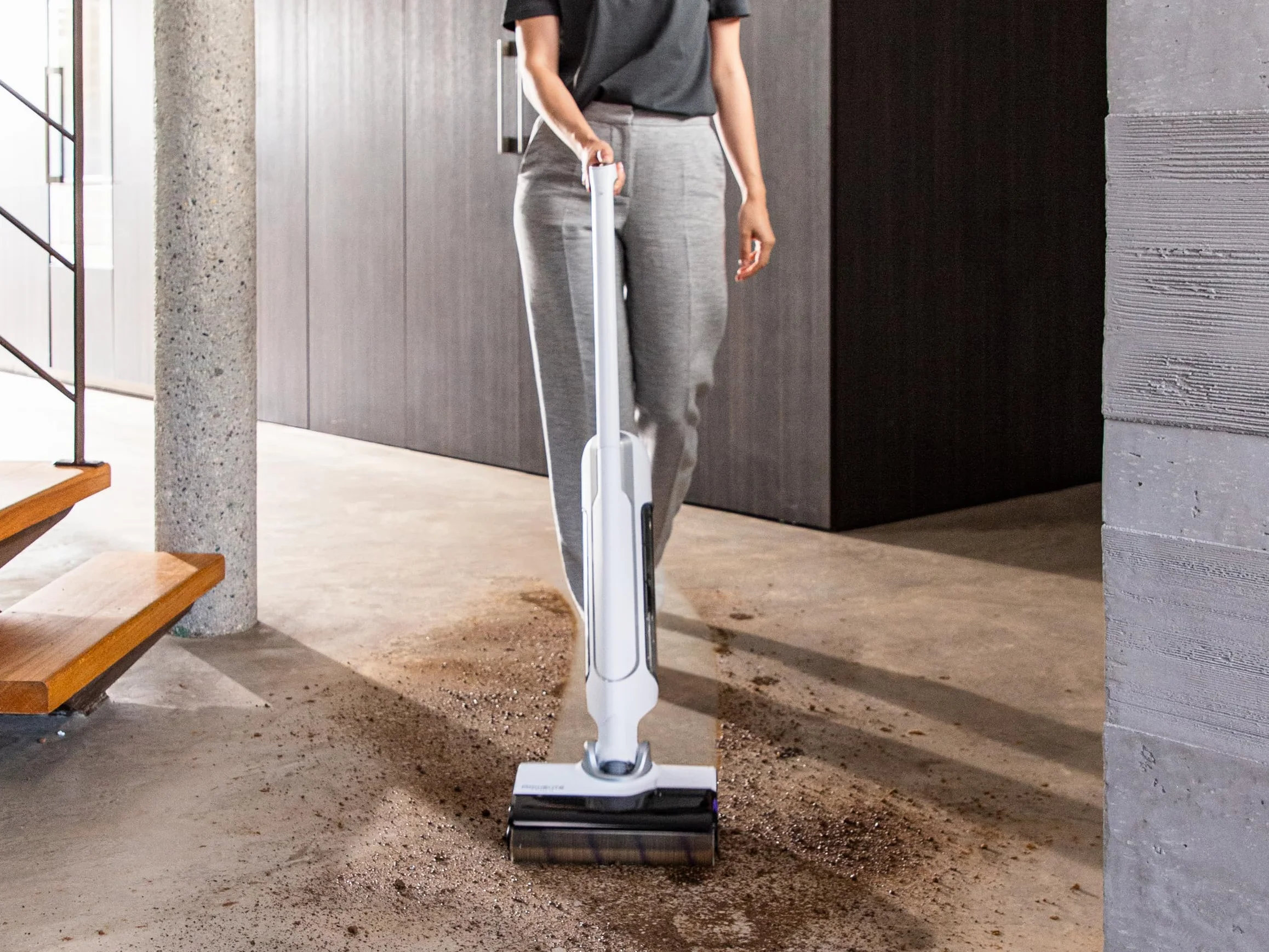 Rowenta X-Clean 10 bezprzewodowy mop elektryczny mokro-suchy z technologią Dual Edge, samoczyszczący, wyświetlacz LED