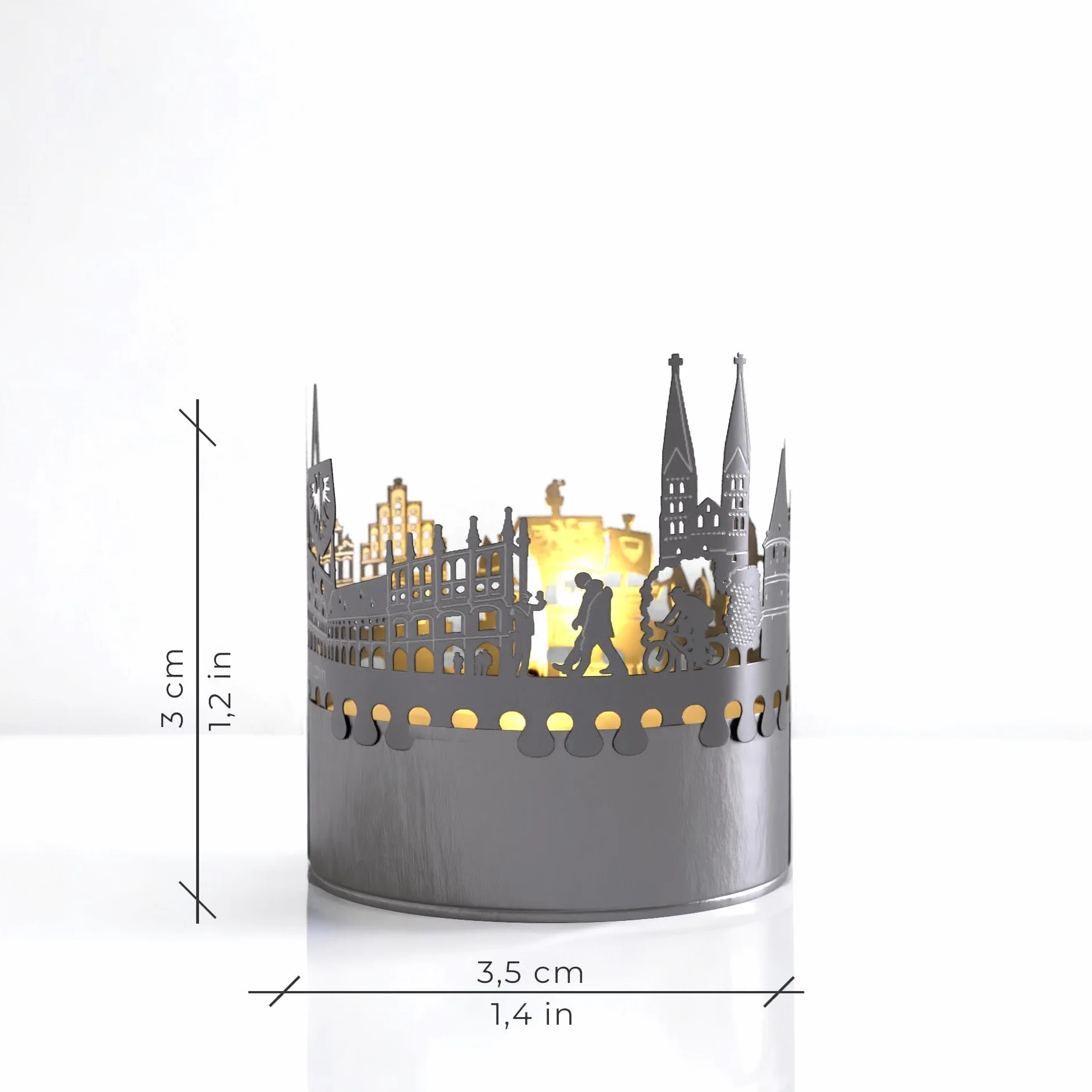 Lubeck Skyline Shadow Play – hipnotyzujący dodatek do świec, pamiątka z hanzeatyckiego miasta z urzekającą projekcją sylwetki