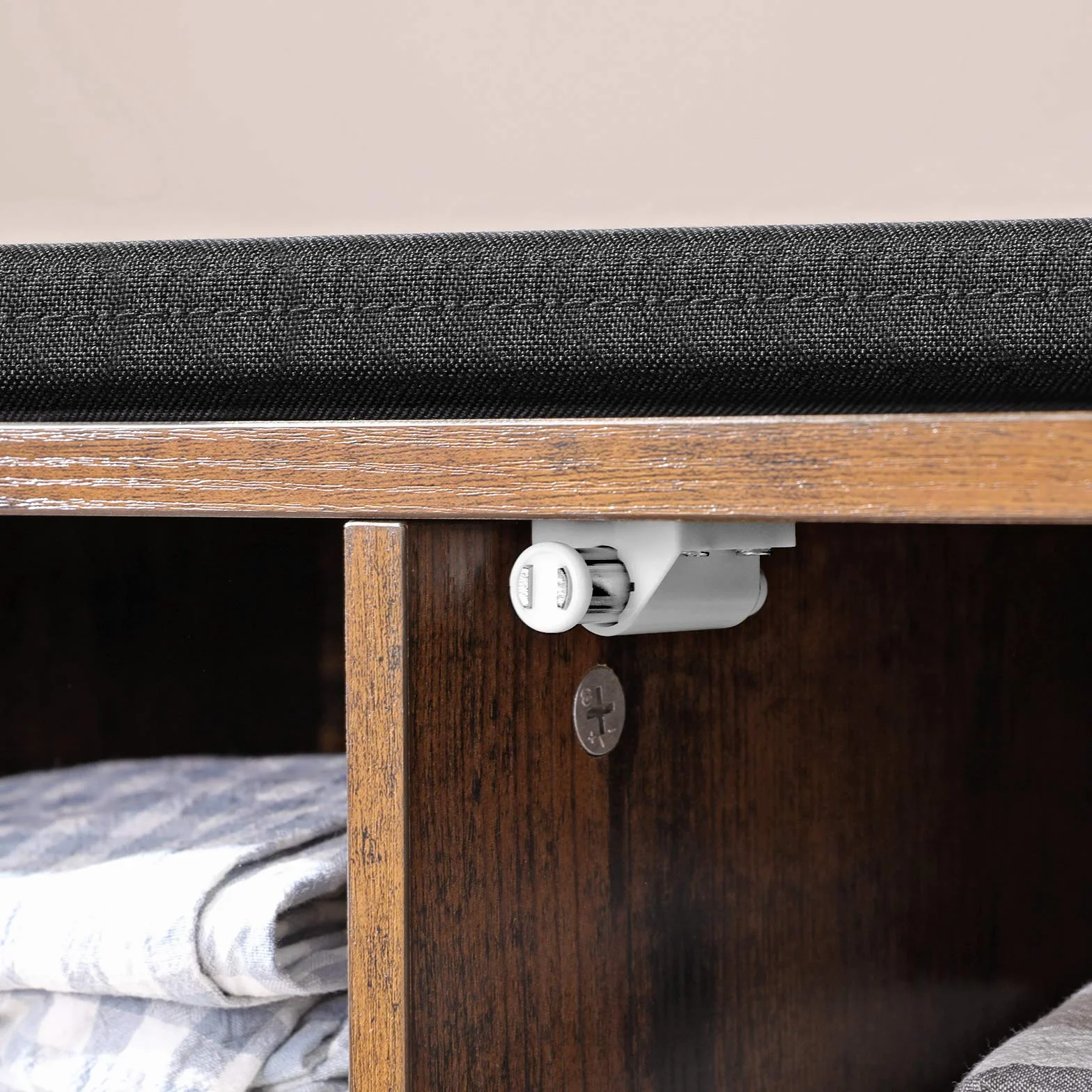 VASAGLE Ławka na buty, szafka do przechowywania, stojak na buty z 9 otwartymi przegrodami i szafką, z tapicerką, 110 x 30 x 48 cm, drzwi rustykalne, brąz vintage LHS058X01
