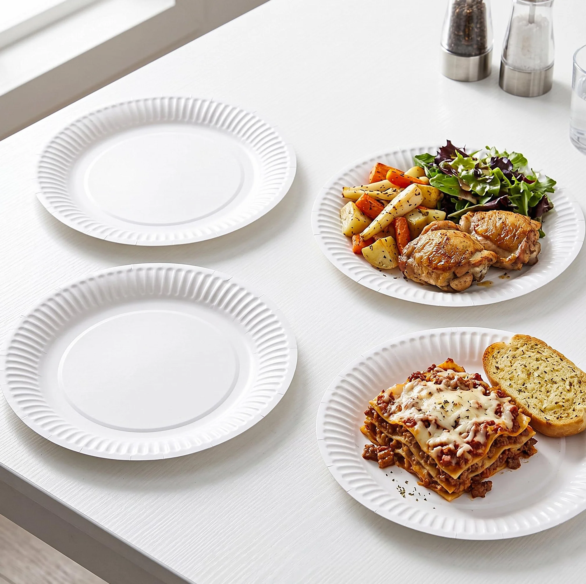 Duże talerze papierowe Ø 23 cm, (50 szt.) 300 g/m² Bardzo wytrzymałe, powlekane, w 100% kompostowalne, białe, okrągłe, wysokiej jakości - przyjazne dla środowiska - talerze jednorazowe