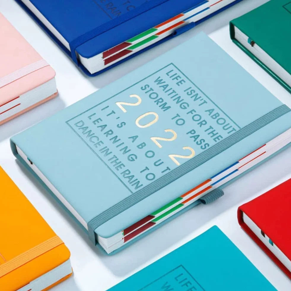 2022 Planner kalendarz zeszytowy, tygodniowy i miesięczny i dzienny cel długoterminowy, gruby notatnik A5 PU skórzana twarda okładka Agenda harmonogramy artykuły papiernicze biuro szkolne/772 (Color