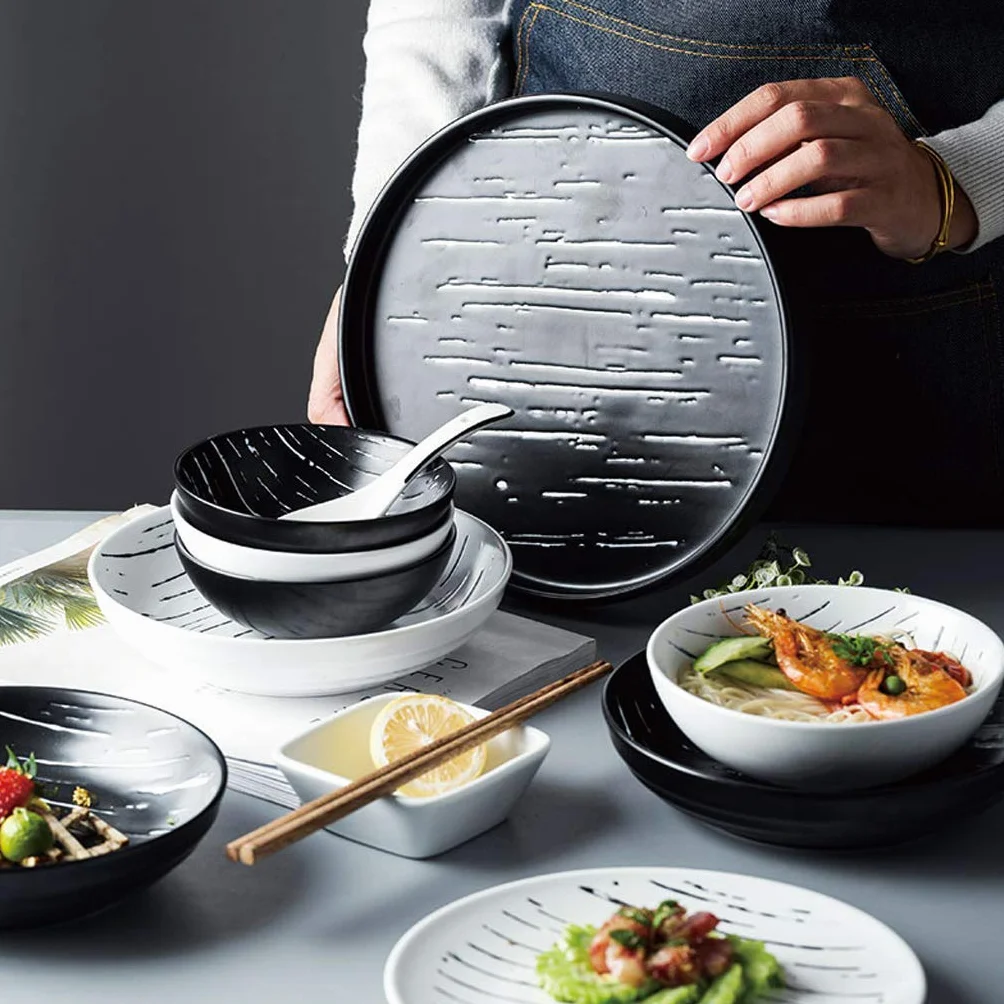 Zestaw obiadowy z porcelany, talerze obiadowe, ceramiczne zestawy obiadowe, 56 elementów, zestaw obiadowy z porcelany, czarno-białe matowe talerze i miski na płatki zbożowe dla rodziny Gat