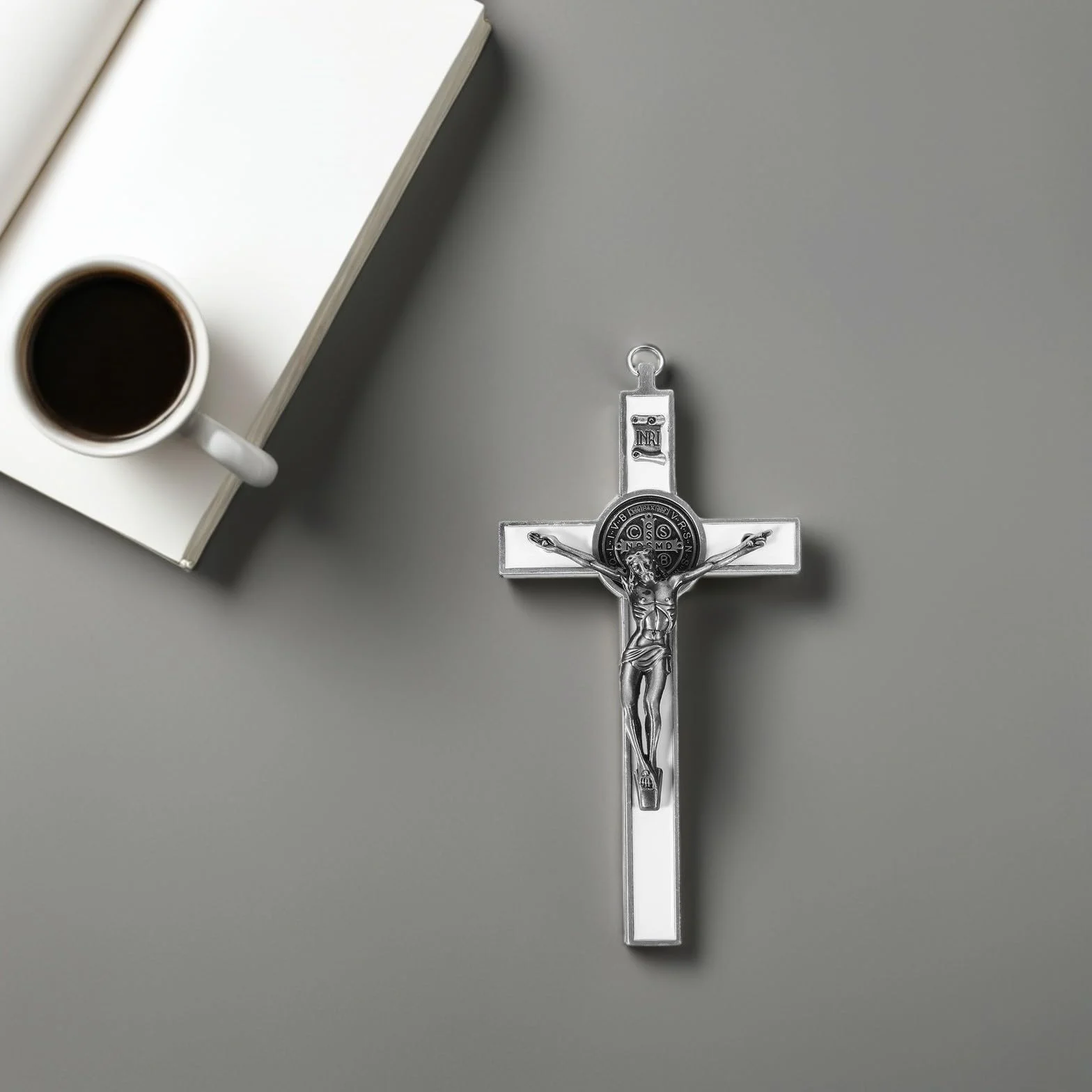 Sosoport Wall Crucifix Antique Metal Christian Cross Spiritual Wall Decor for Office Prayer And Catholic Households Classic Style Easy Installation
