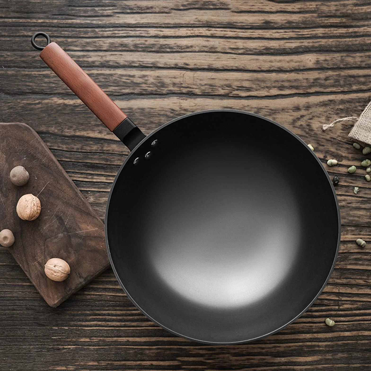 126-calowa patelnia Wok - odporna na zarysowania chińska patelnia żeliwna z nieprzywierającą powłoką i zdejmowanym drewnianym uchwytem Naczynia kuchenne Wok,